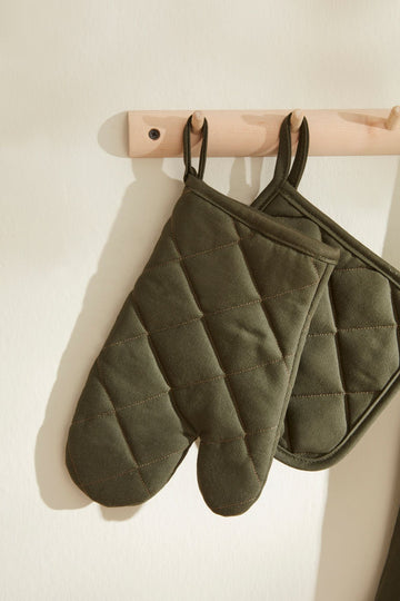 Lisa Gabardin Kitchen Glove Set Khaki