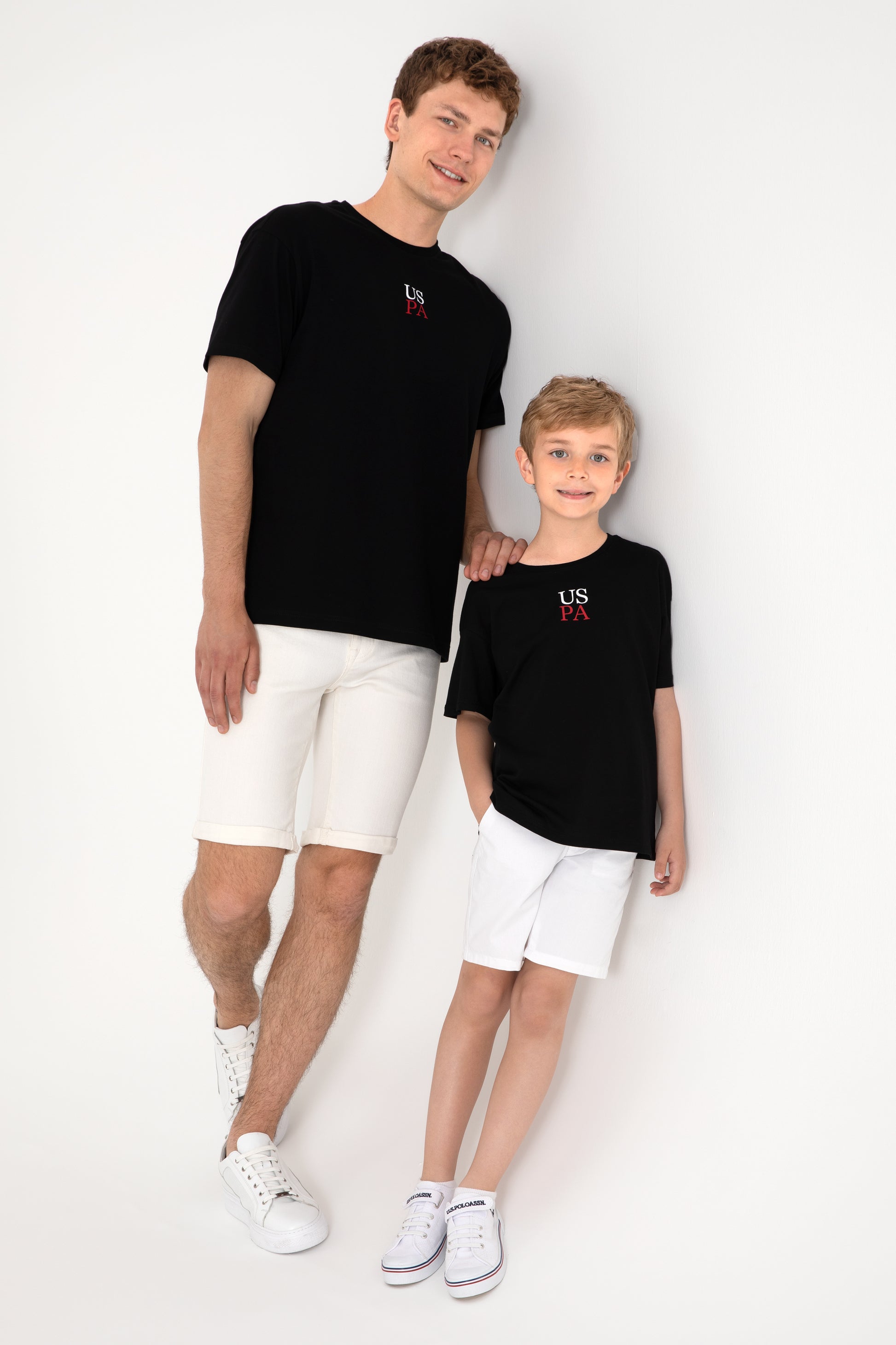 Men's Comfort Fit Crew Neck Black T-Shirt