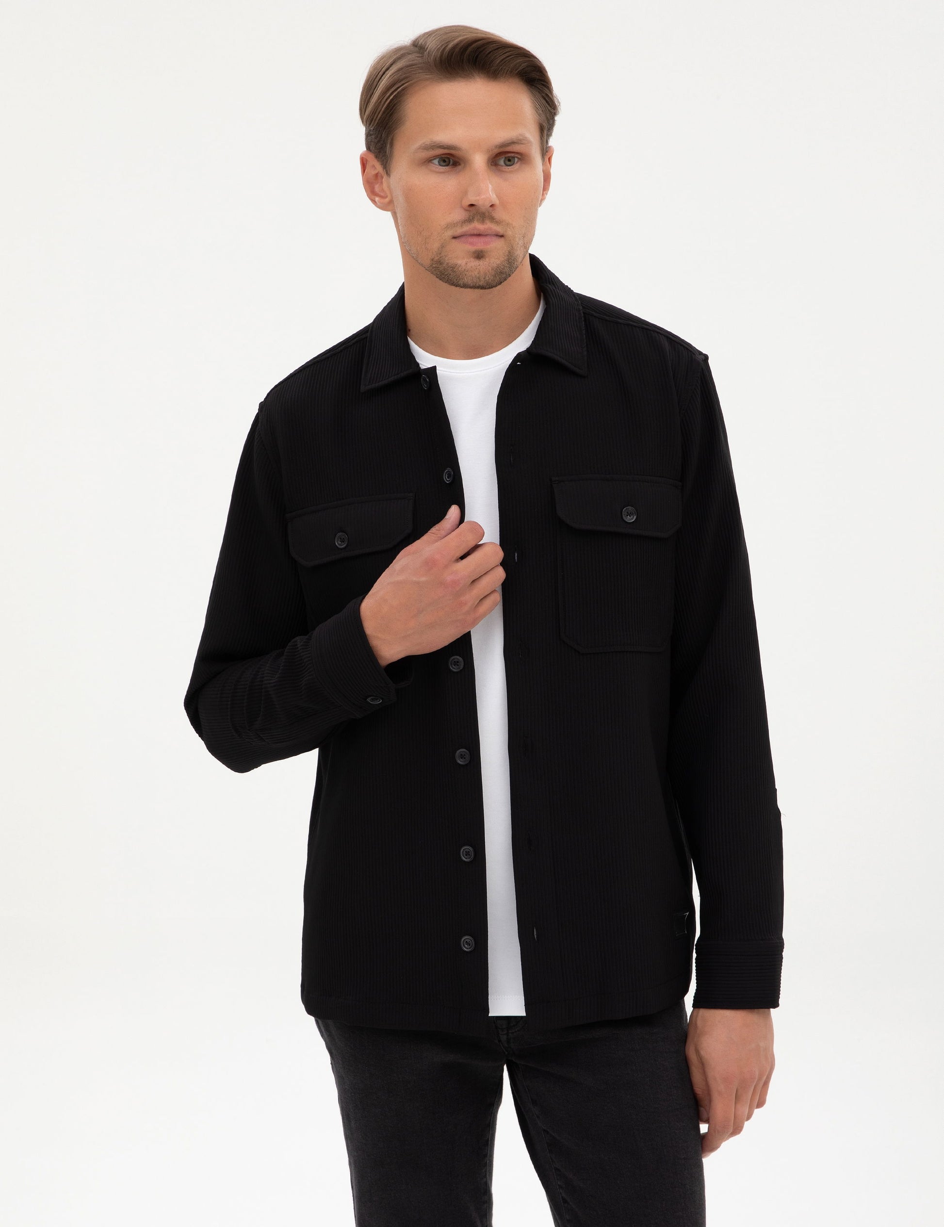 Siyah Comfort Fit Uzun Kollu G��mlek Ceket