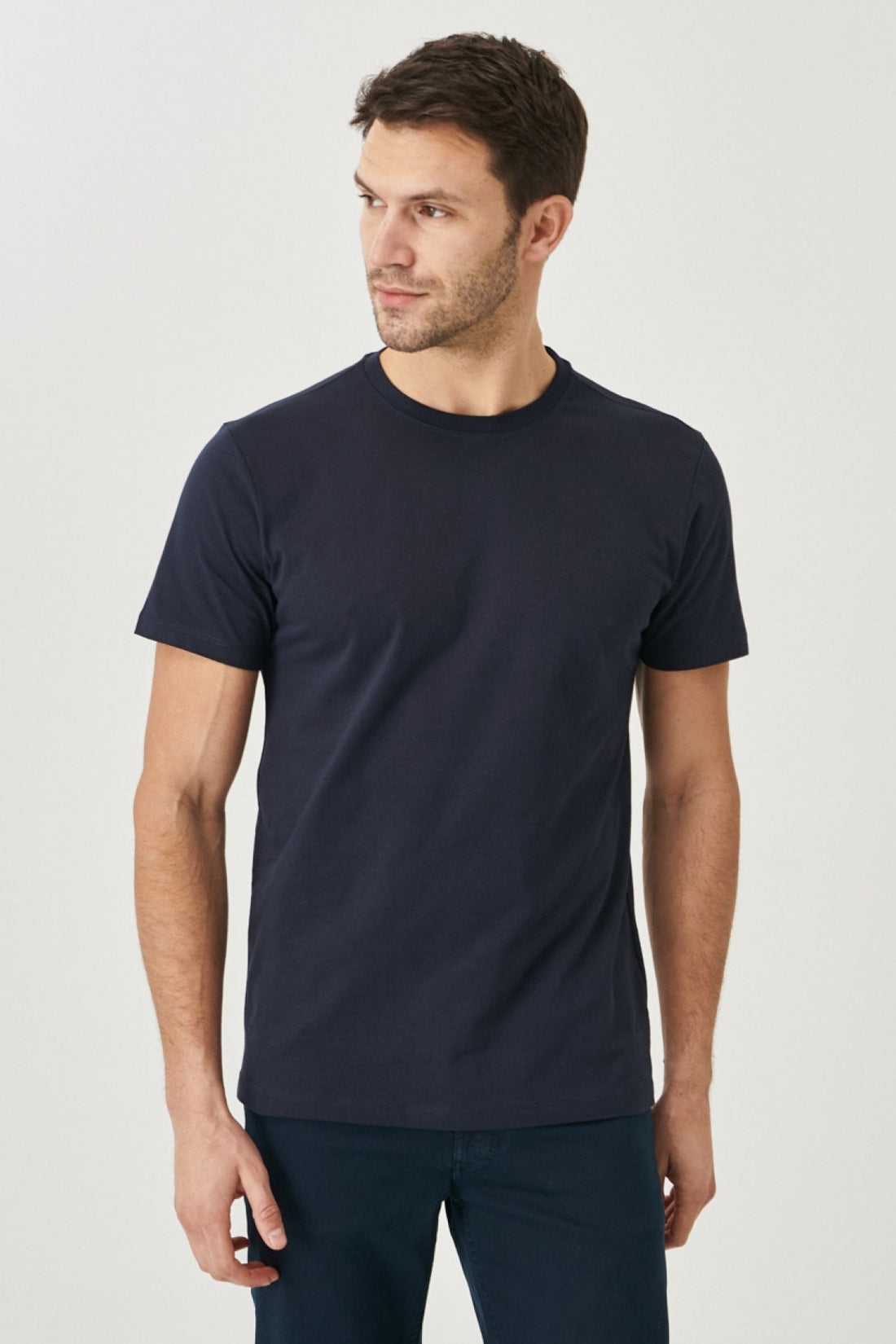 Men’s Slim navy bluw 100% Cotton Slim Fit Narrow Cut Crew Neck T-Shirt 4A4800000001