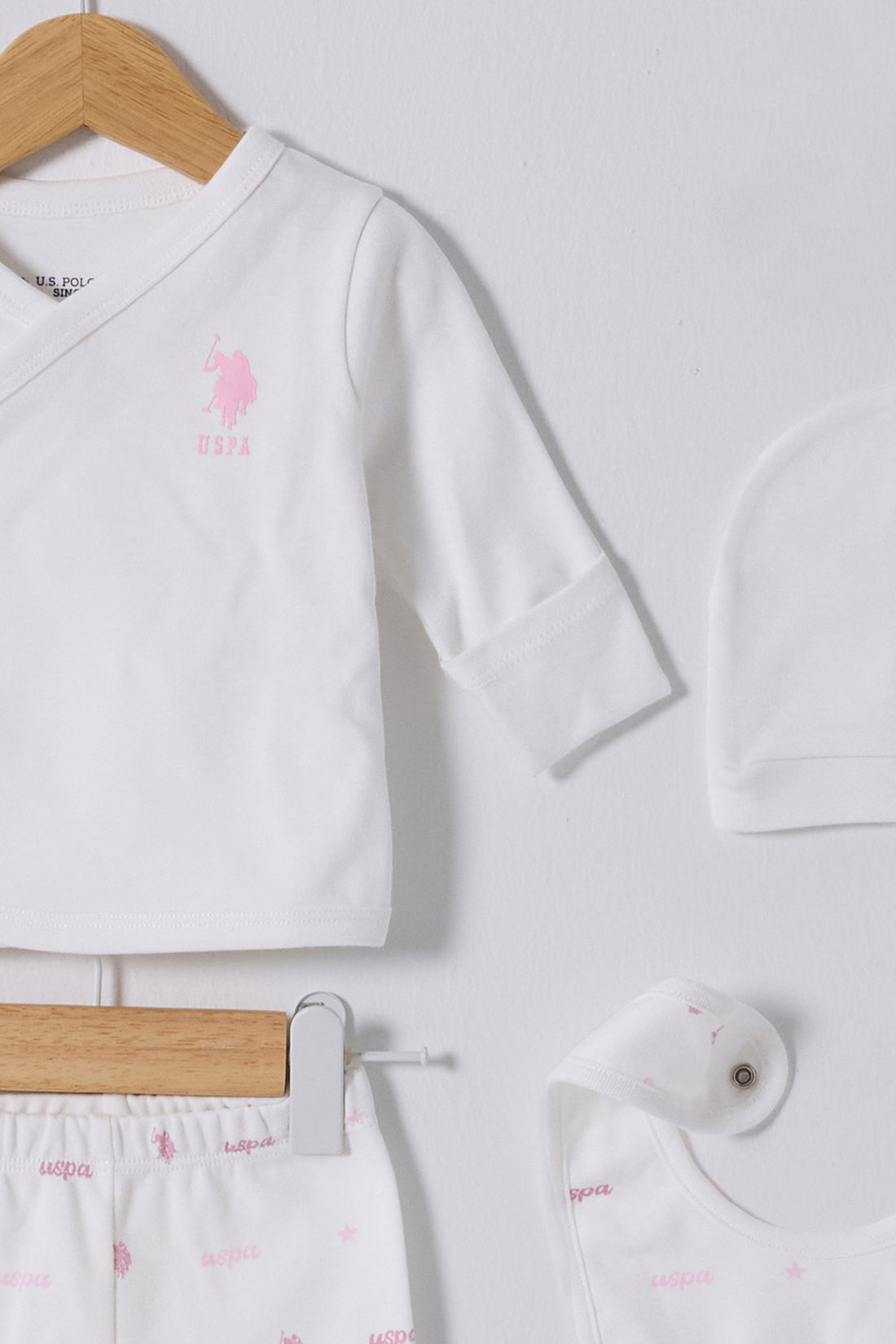 Baby Girl White Hospital Outlet 100% Cotton 5-Piece Zipper Set