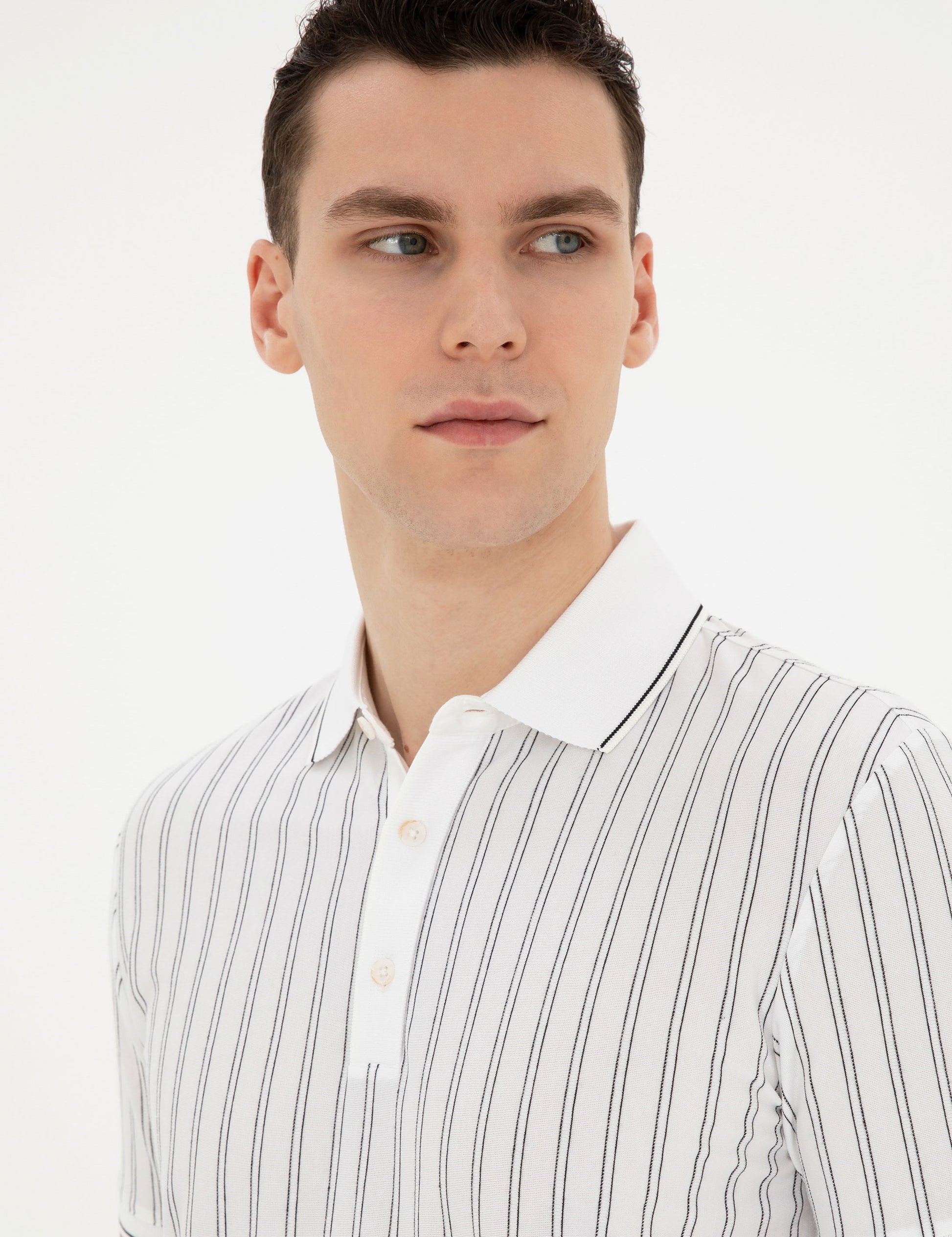 White Slim Fit T-Shirt
