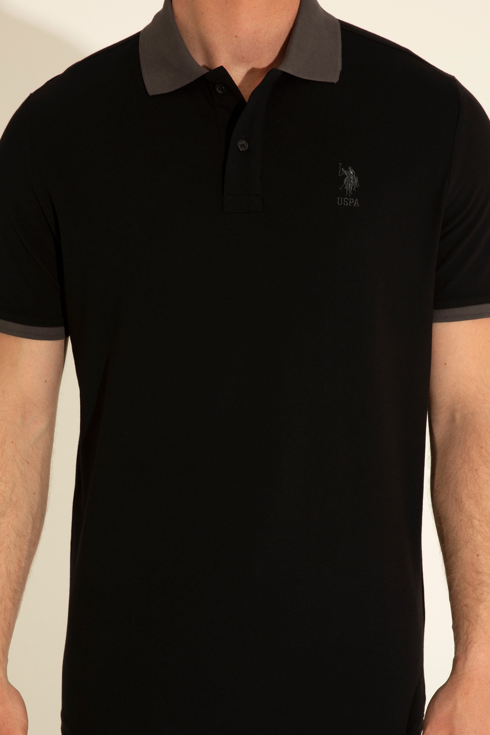 Men's Black Basic T-Shirt