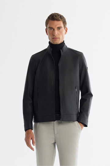 Erkek Siyah Dik Yaka Fermuarlı Deri Görünümlü Mevsimlik Comfort Fit Mont B006005