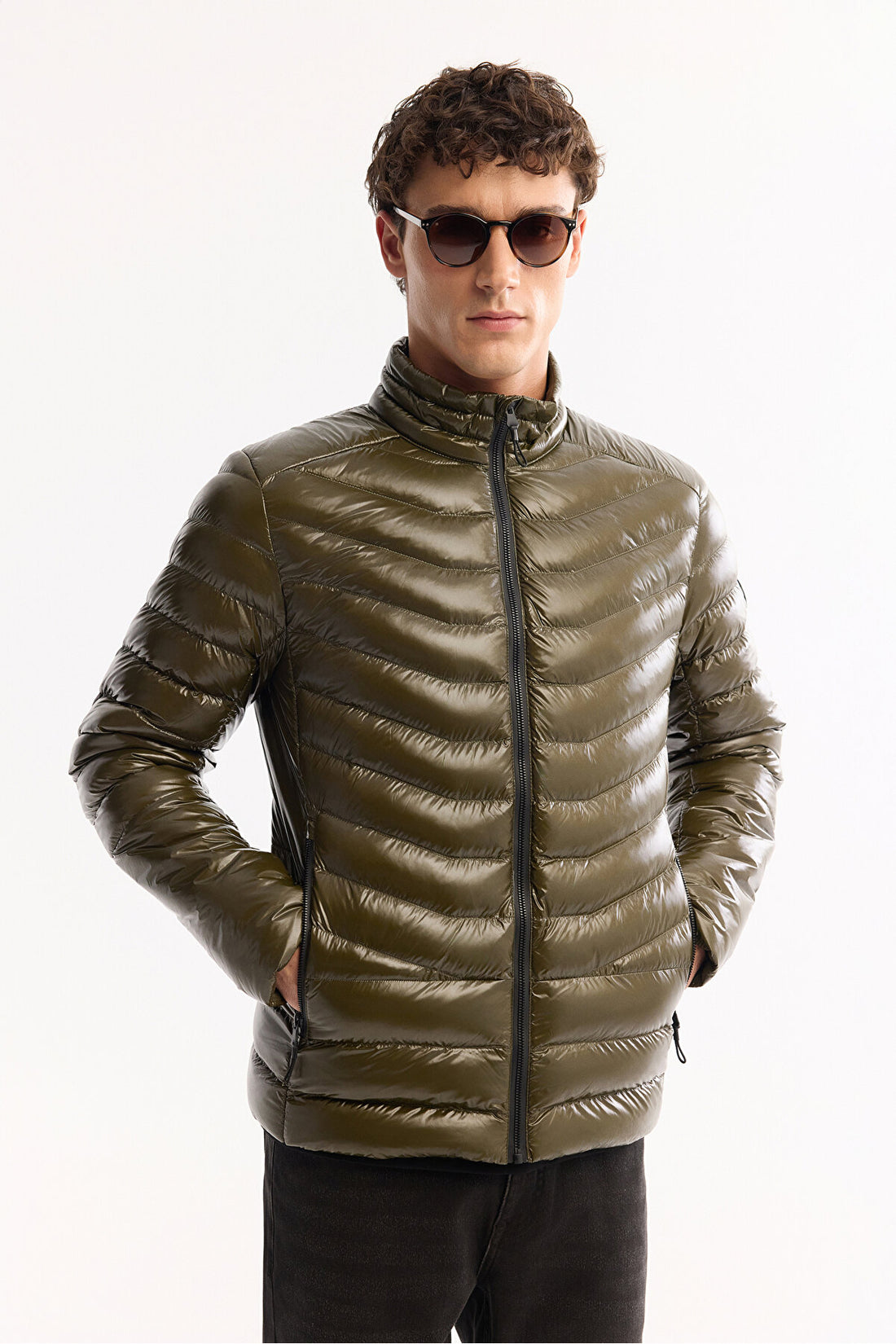 Erkek Haki Kaz Tüyü Su İtici Rüzgar Geçirmez Kumaş Dik Yaka Şişme Comfort Fit Mont B006015