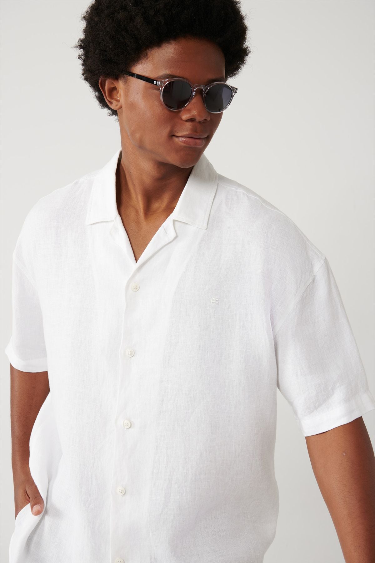 Men's White Shirt Apaj Collar 100% Linen Short Sleeve Oversize Fit A41y2209