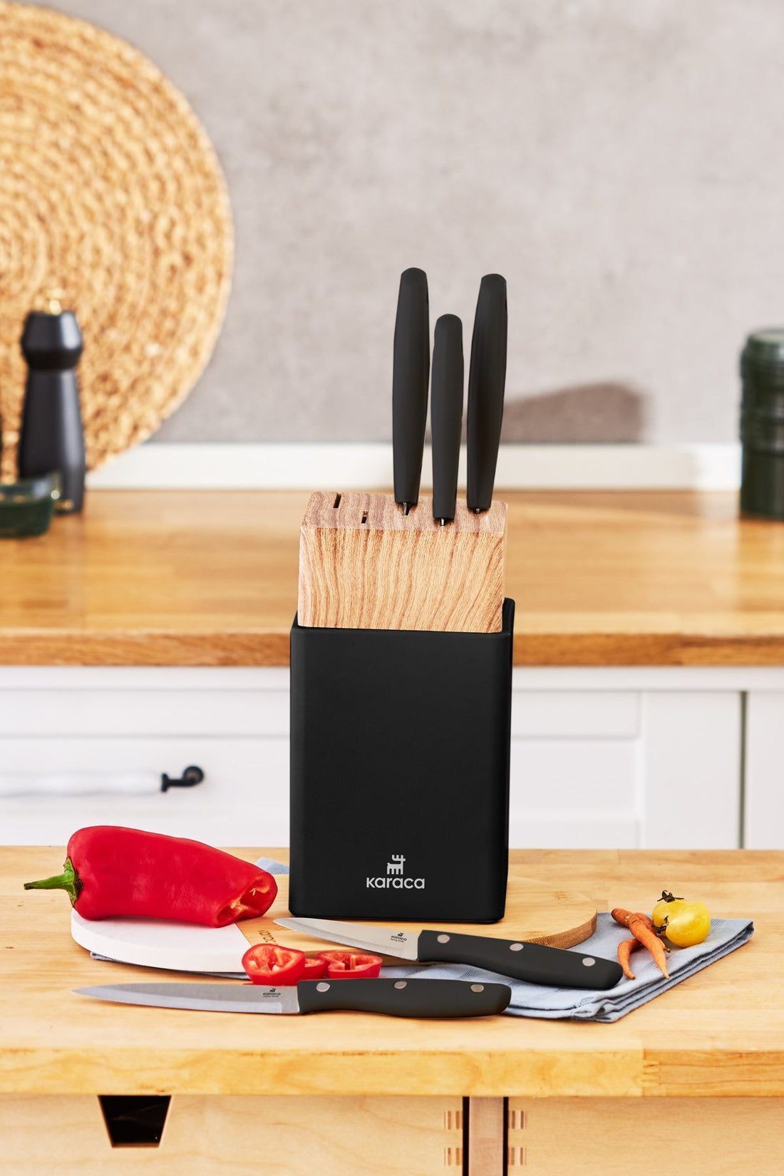 Mastercut Black 6 Piece Stand Knife Set