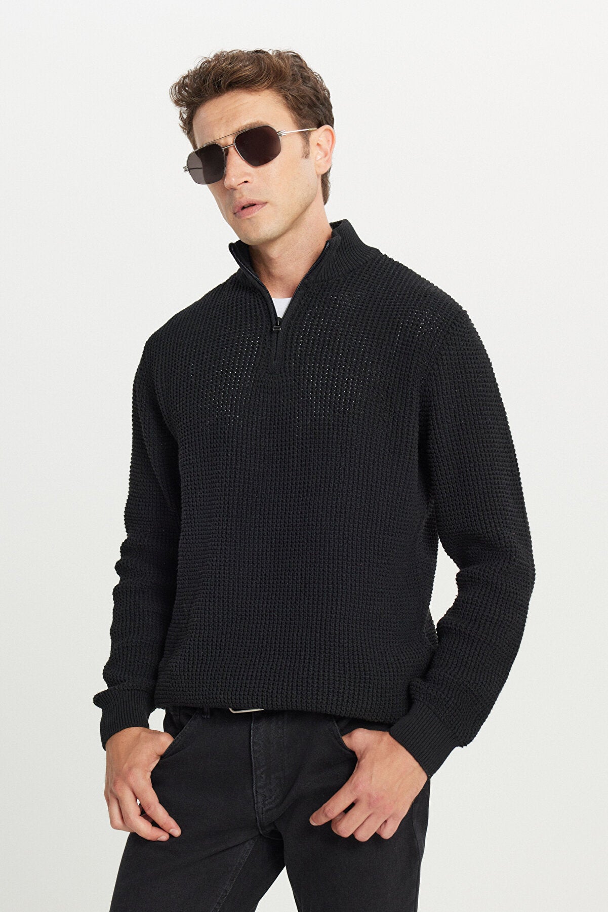Men's Black Cotton Standard Fit Regular Fit Zipper Bato Collar Jacquard Knitwear Sweater