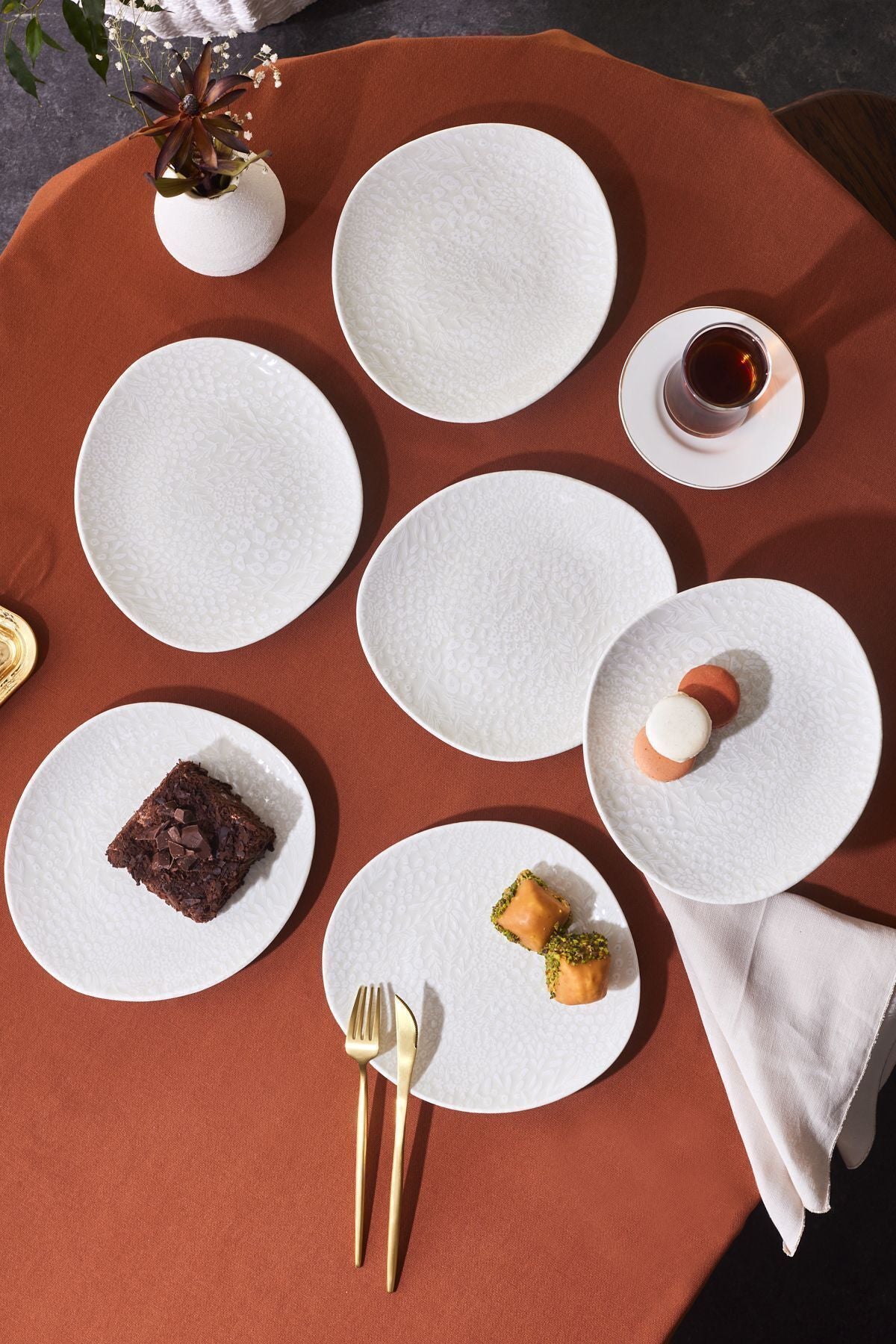 Pebble 6 Piece Ceramic Cake Set White 21 cm