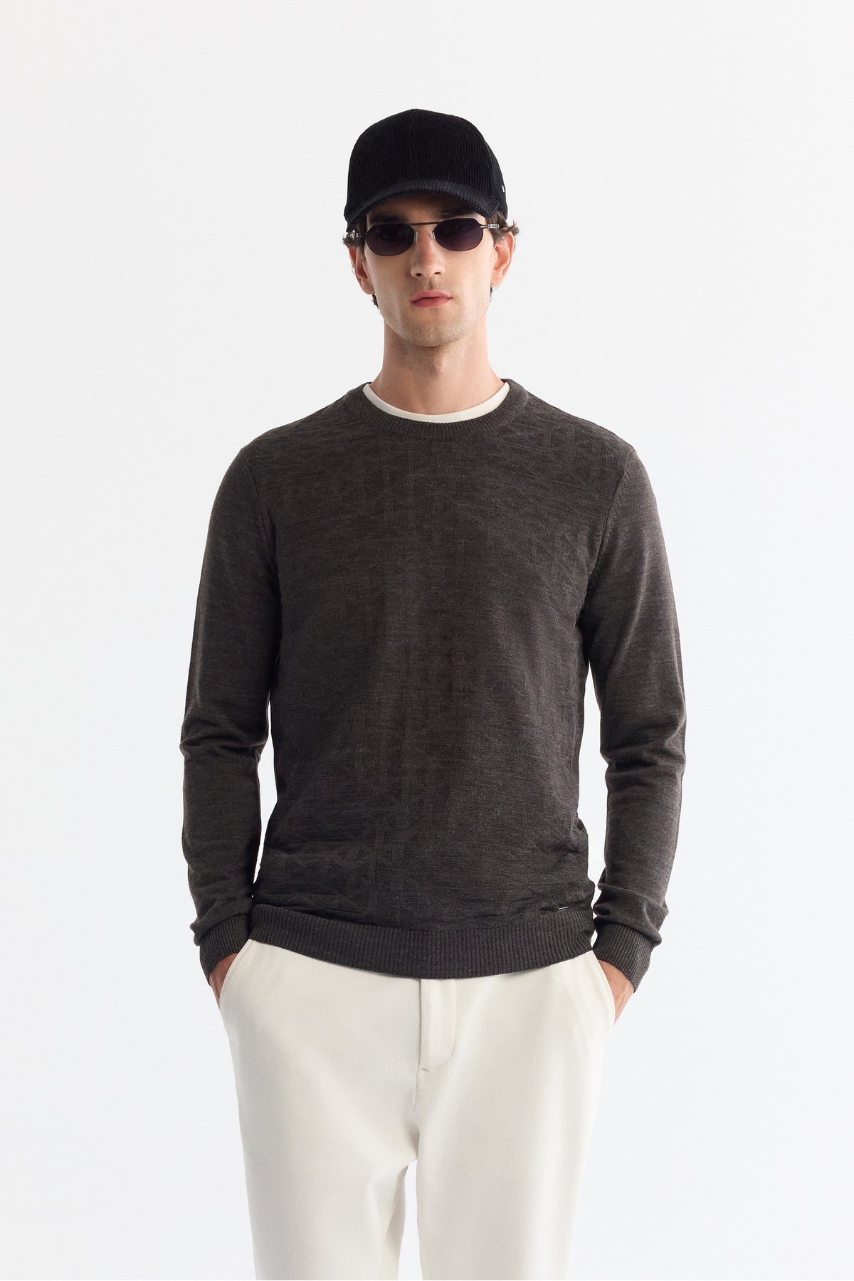 Men's Anthracite Textured Basic Sweater E005110