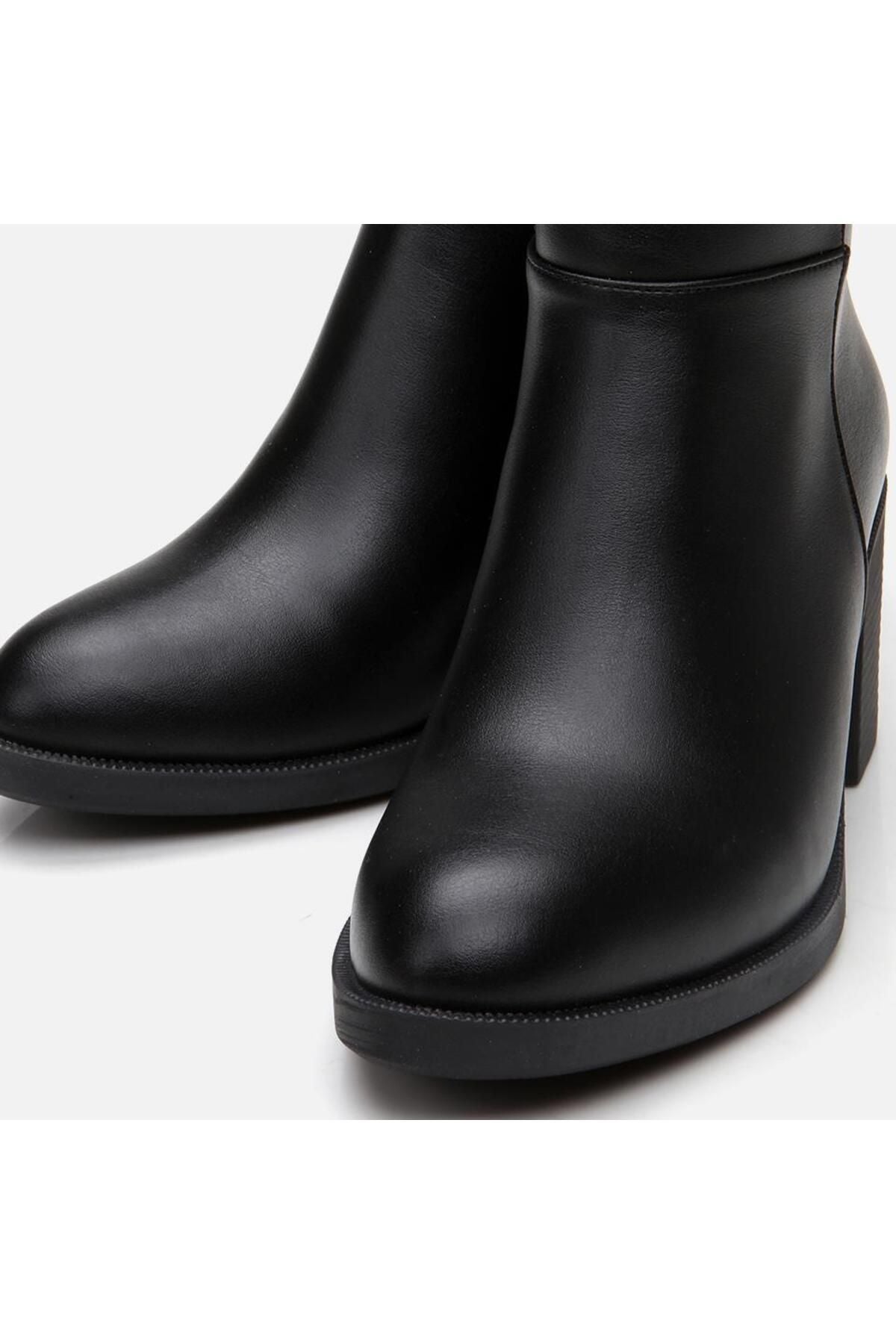 Black Women's Heeled Boots