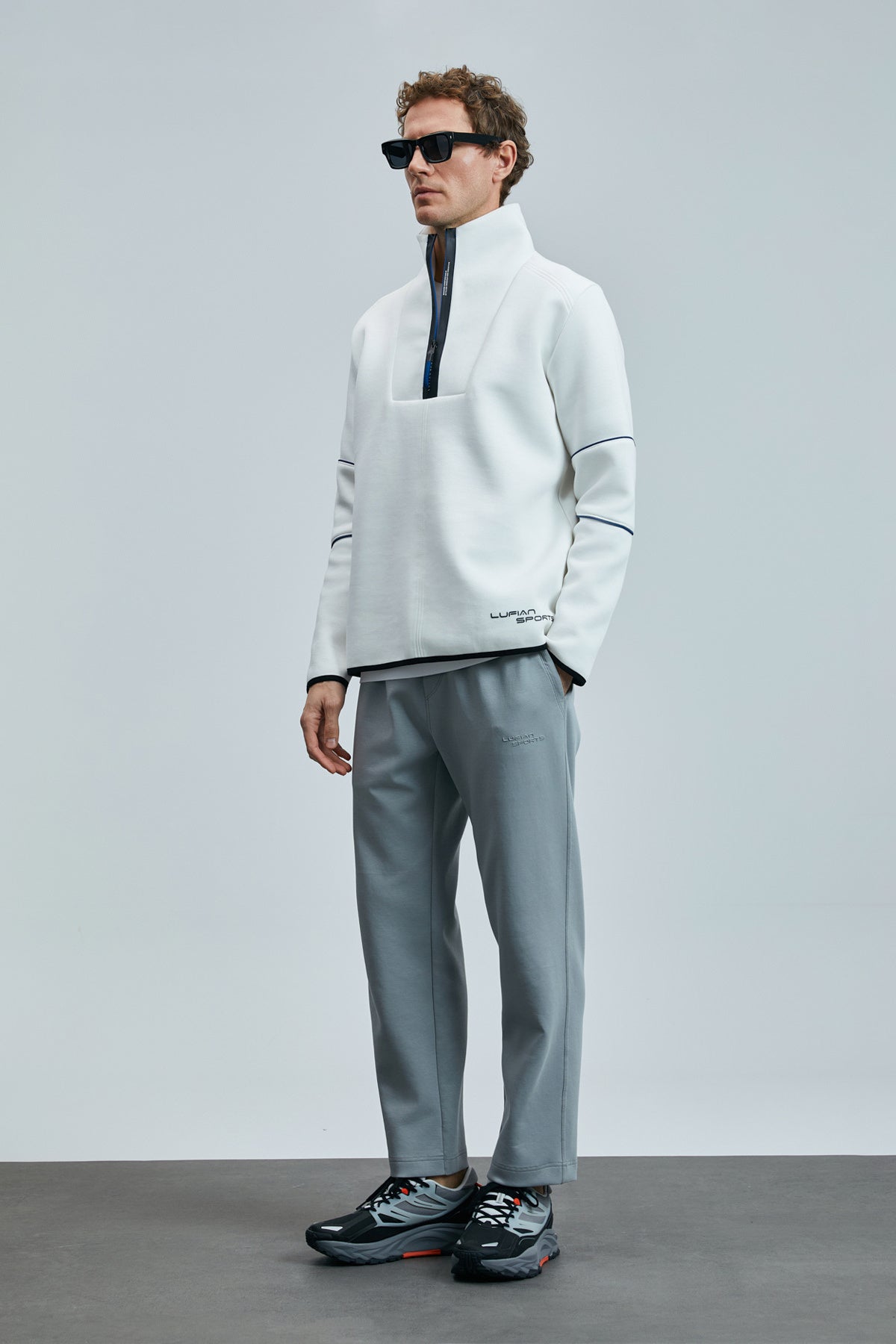 Art Men's Sweatshirt Broken White