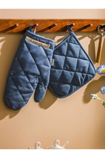 LCW Blue Letter Embroidered Oven Glove and Handle