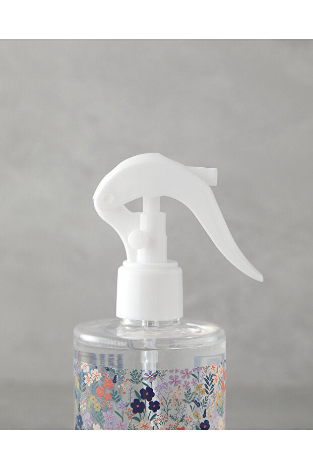 English Home  Poetic Lily Room Spray 400 ml