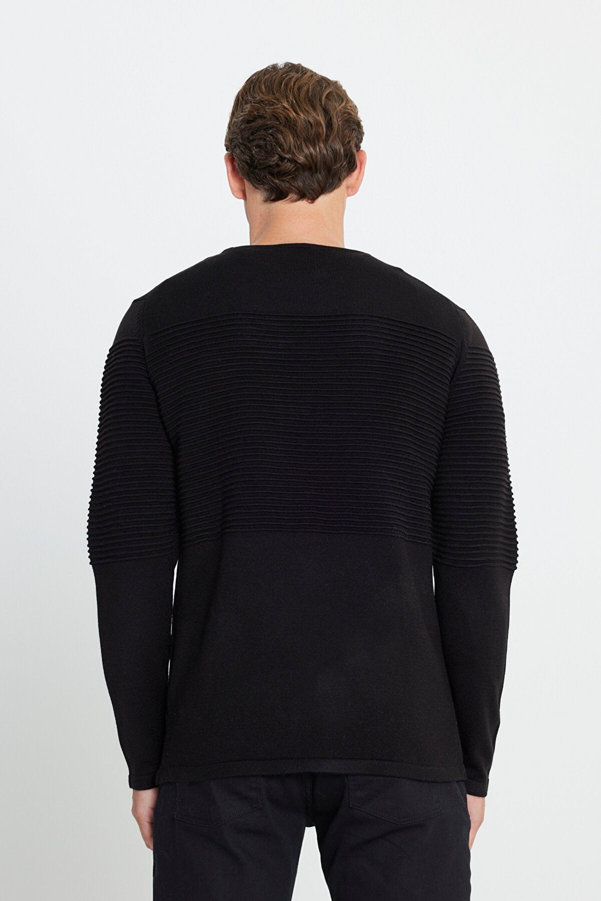 Men's Black Anti-Pilling Anti-Pilling Standard Fit Crew Neck Textured Knitwear Sweater