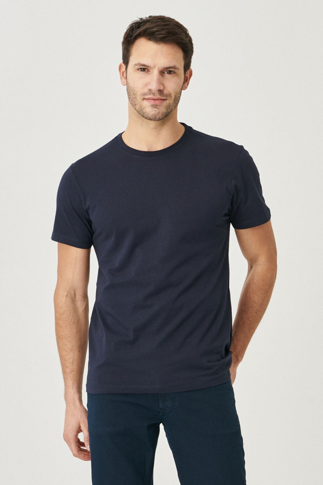 Men's Navy Blue 100% Cotton Slim Fit Slim Fit Crew Neck Basic T-Shirt