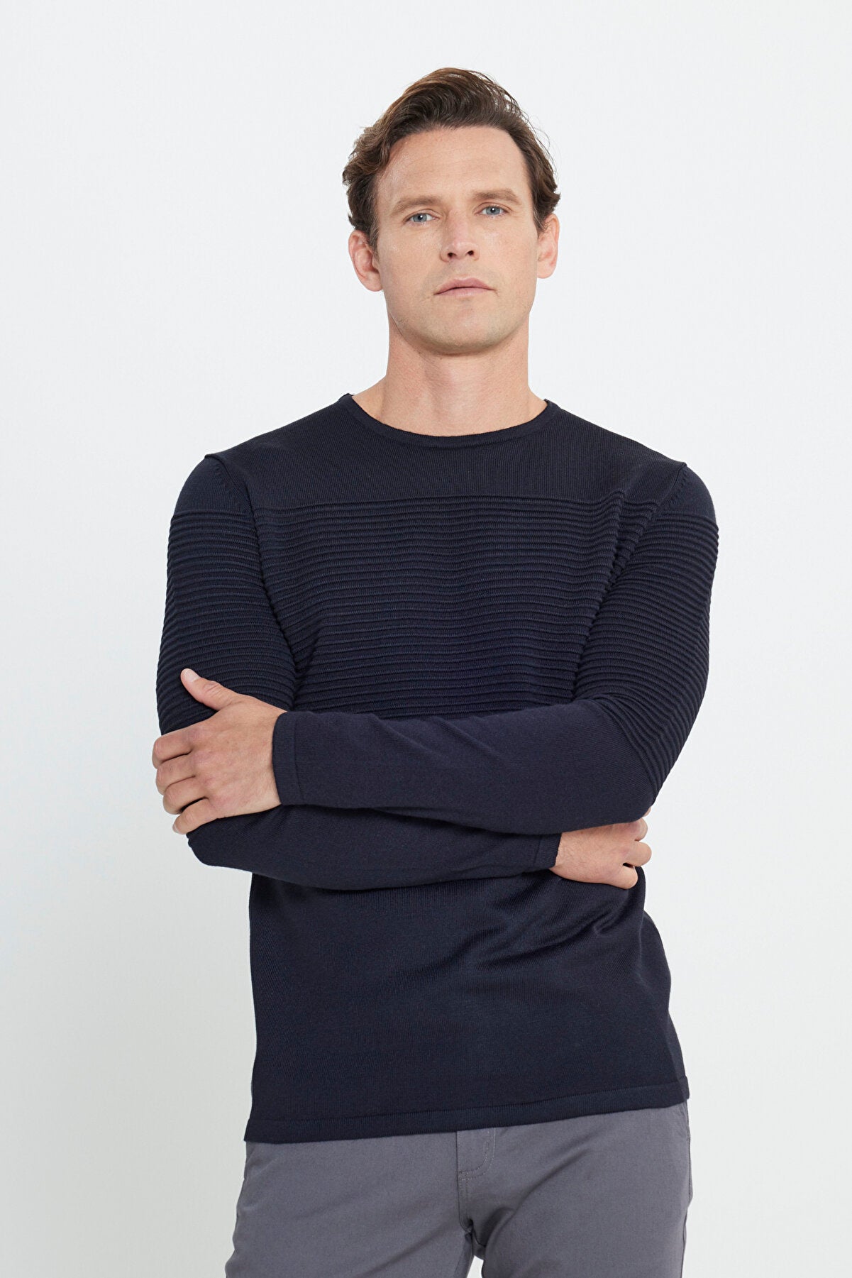 Men's Navy Blue Standard Fit Regular Fit Non-feather Crew Neck Knitwear Sweater