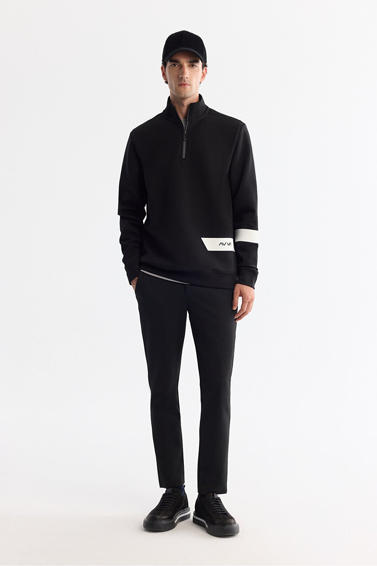 Erkek Siyah Dik Yaka Pamuklu Baskılı Elastan Regular Fit Sweatshirt A42Y1202