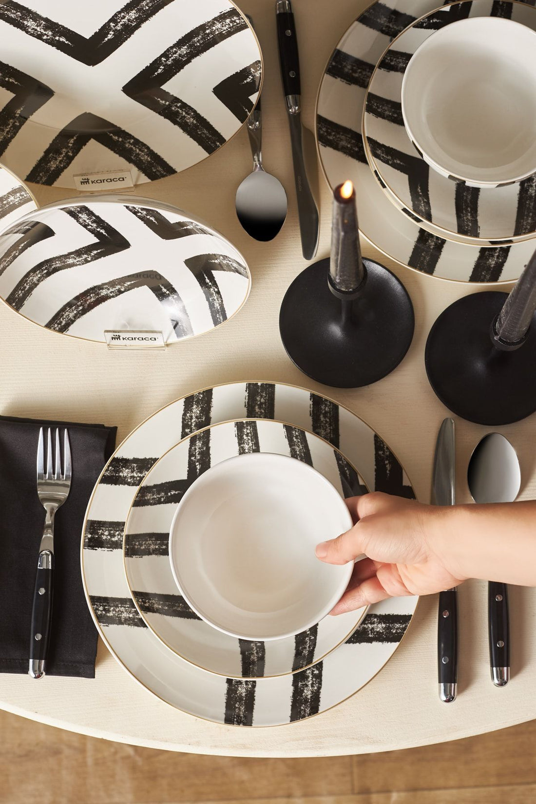 Black Blush Porcelain 24 Piece 6 Seater Dinner Set