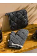 LCW HOME Anthracite Embroidered Oven Glove and Handle