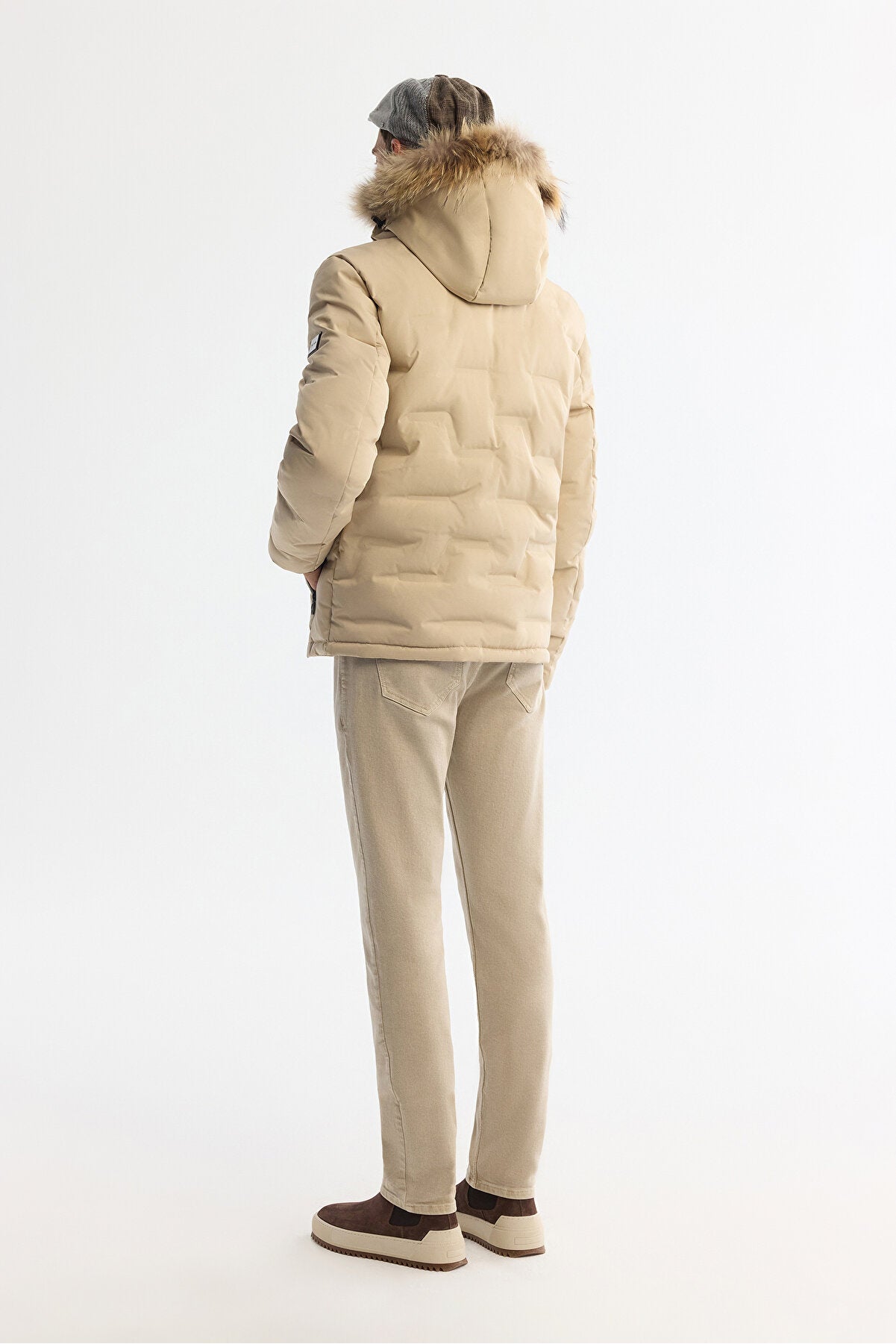 Erkek Bej Kapüşonlu Su İtici Rüzgar Geçirmez Kaz Tüyü Şişme Comfort Fit Mont A42Y6010