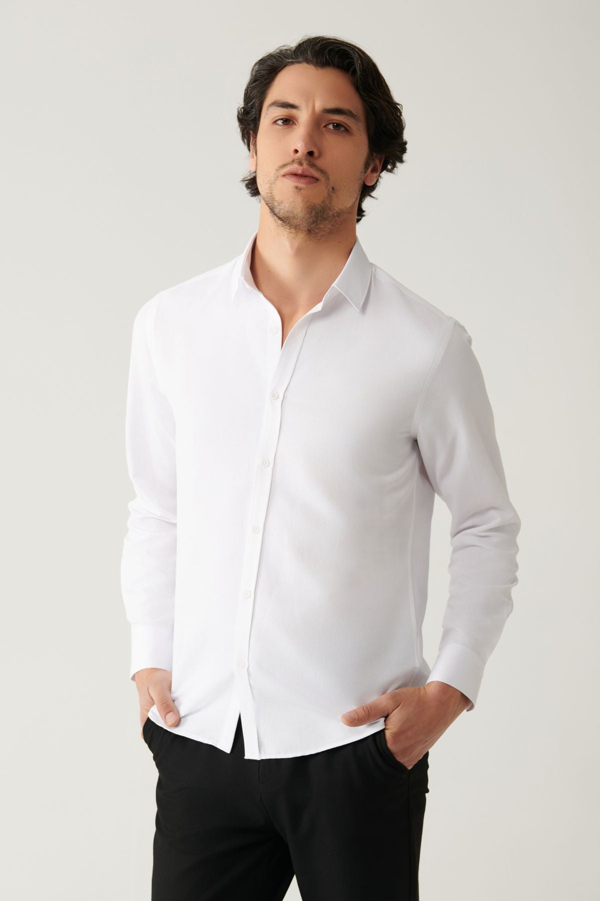 Men's White Shirt Classic Collar Easy Ironable Cotton Blended Slim Fit A41y2237