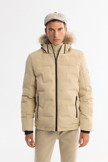 Erkek Bej Kapüşonlu Su İtici Rüzgar Geçirmez Kaz Tüyü Şişme Comfort Fit Mont A42Y6010