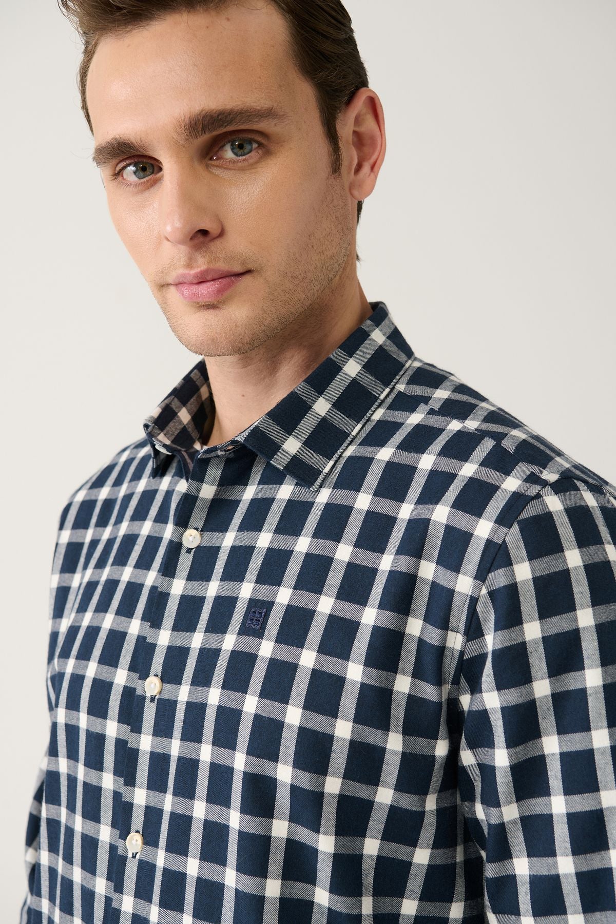 Men's Navy-White Unisex Lumberjack Shirt Classic Collar 100% Cotton Plaid Flannel Comfort Fit A32y2158