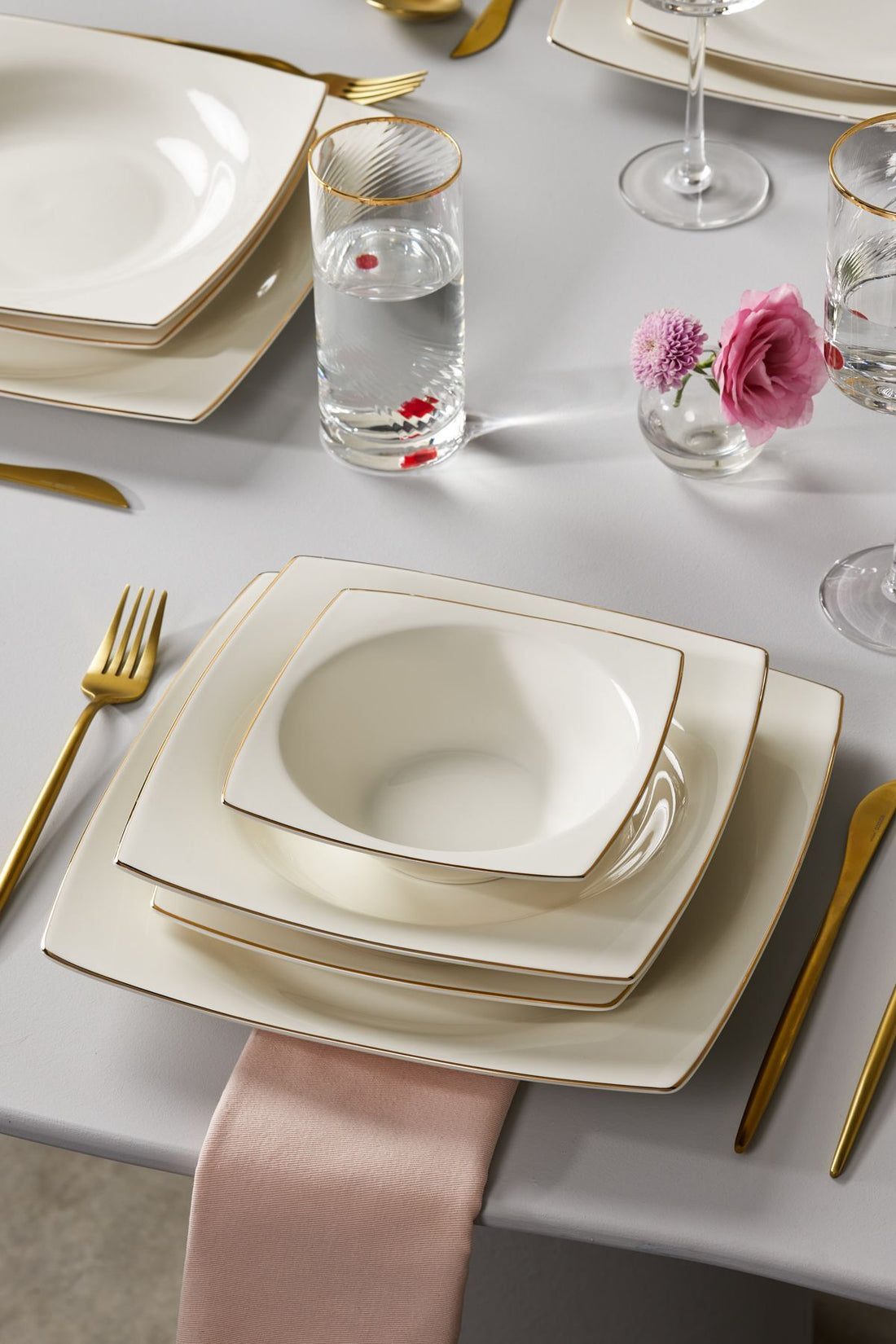 Blaine New Bone 24 Piece 6 Seater Square Dinner Set Gold