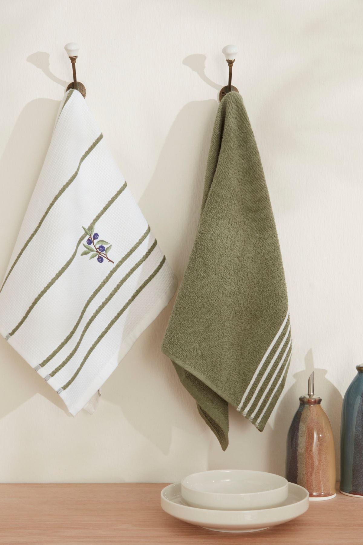 Olive Branch 2-Pack Kitchen Towel