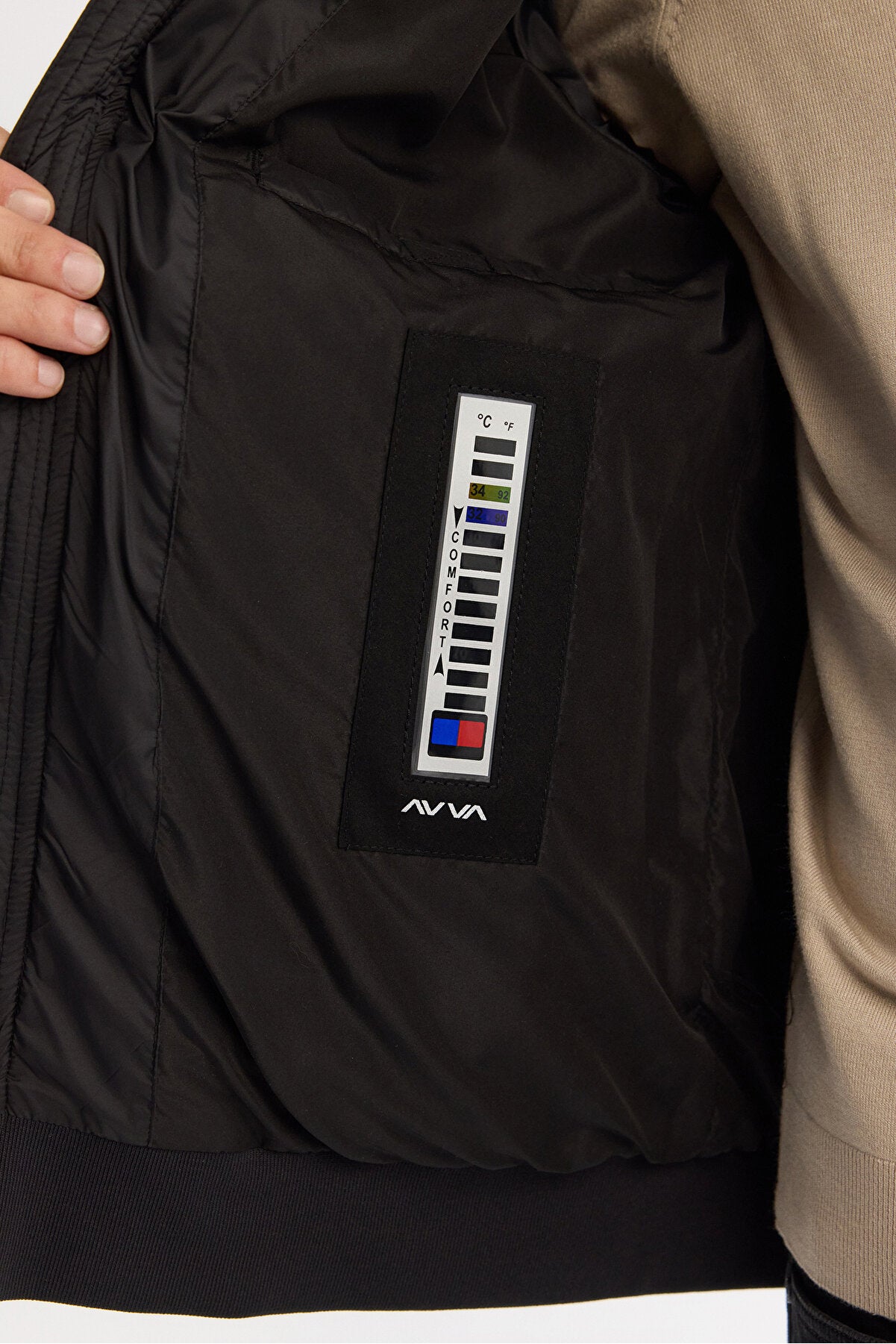 Erkek Siyah Dik Yaka Kapitone Desenli Şişme Comfort Fit Mont A42Y6078