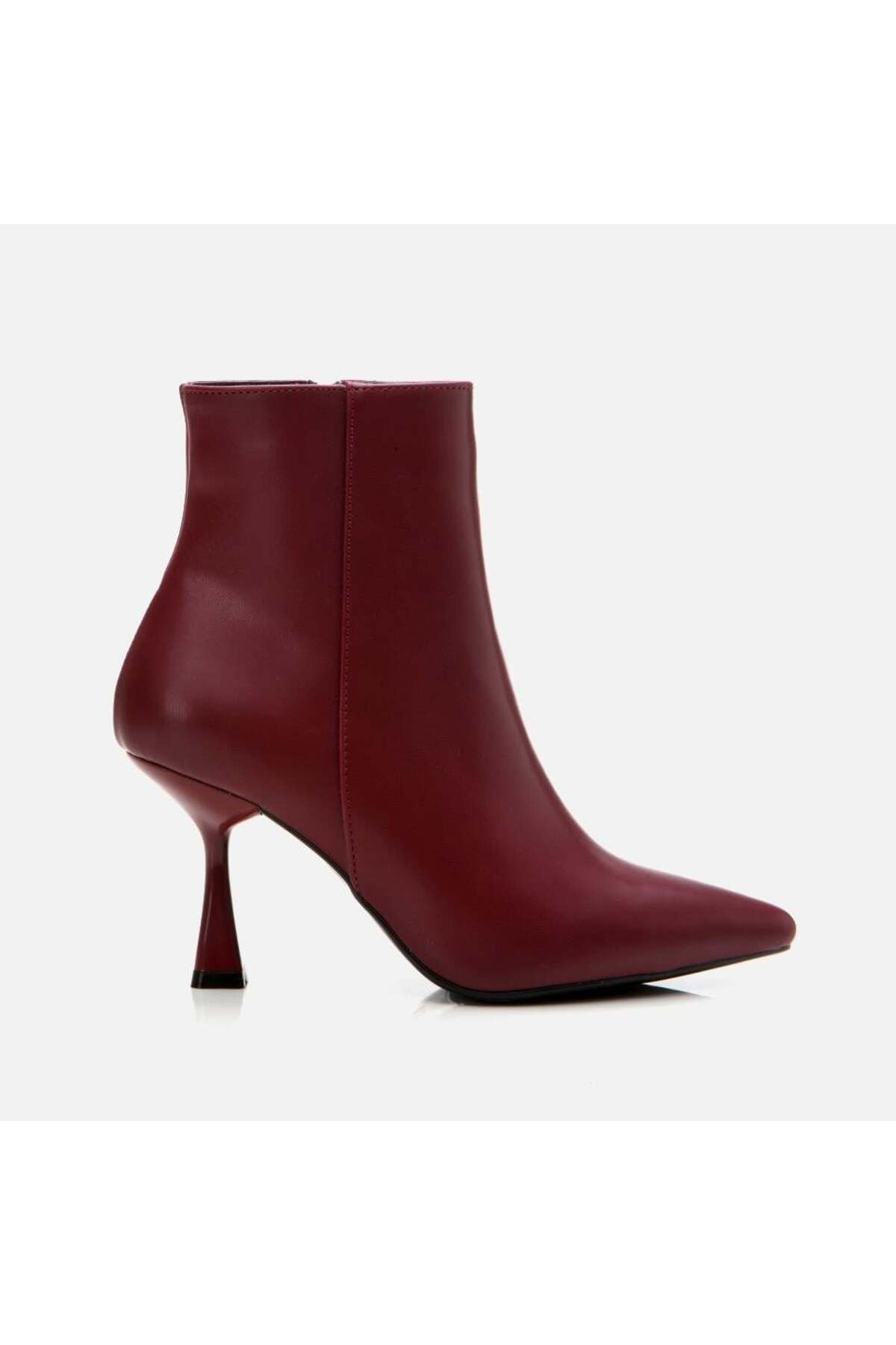 Burgundy Women's Heeled Boots