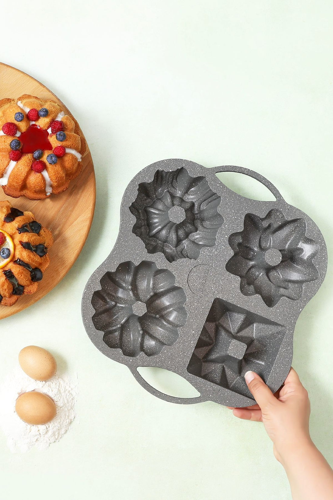 Cake Pro 4 Pcs Anthracite Cast Cake Mold