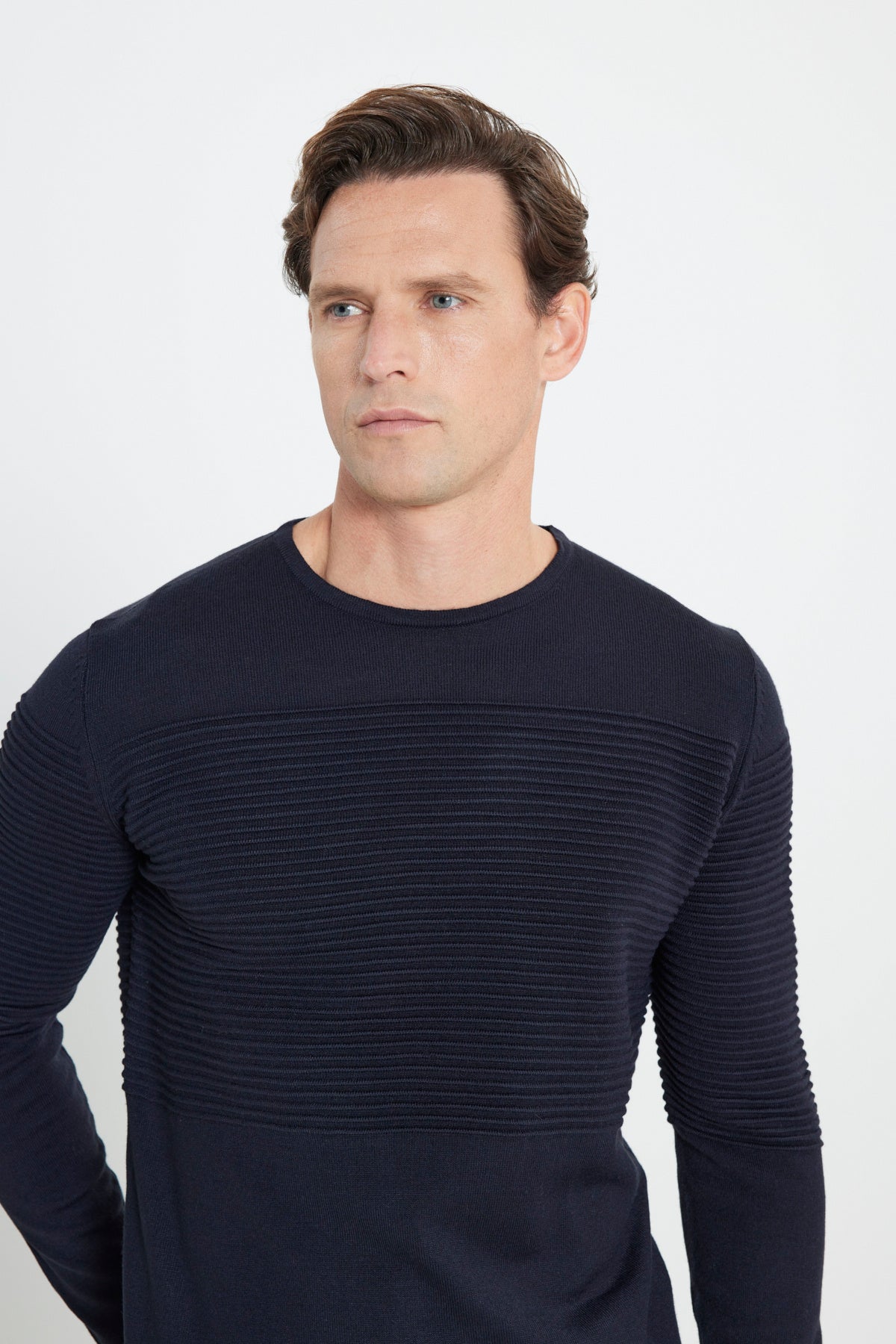 Men's Navy Blue Standard Fit Regular Fit Non-feather Crew Neck Knitwear Sweater