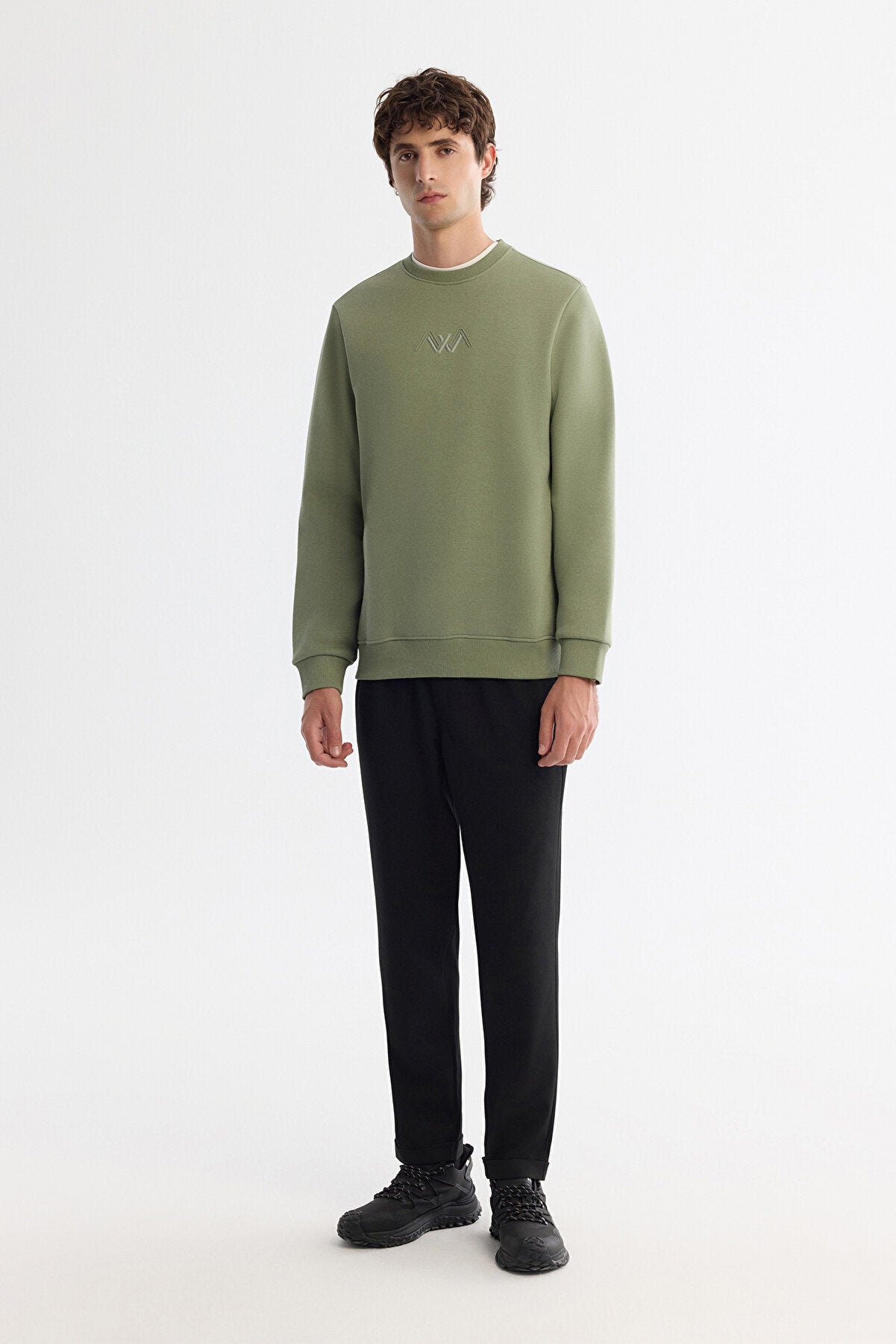 Erkek Yeşil Bisiklet Yaka Pamuklu Şardonlu Baskılı Regular Fit Sweatshirt B001033