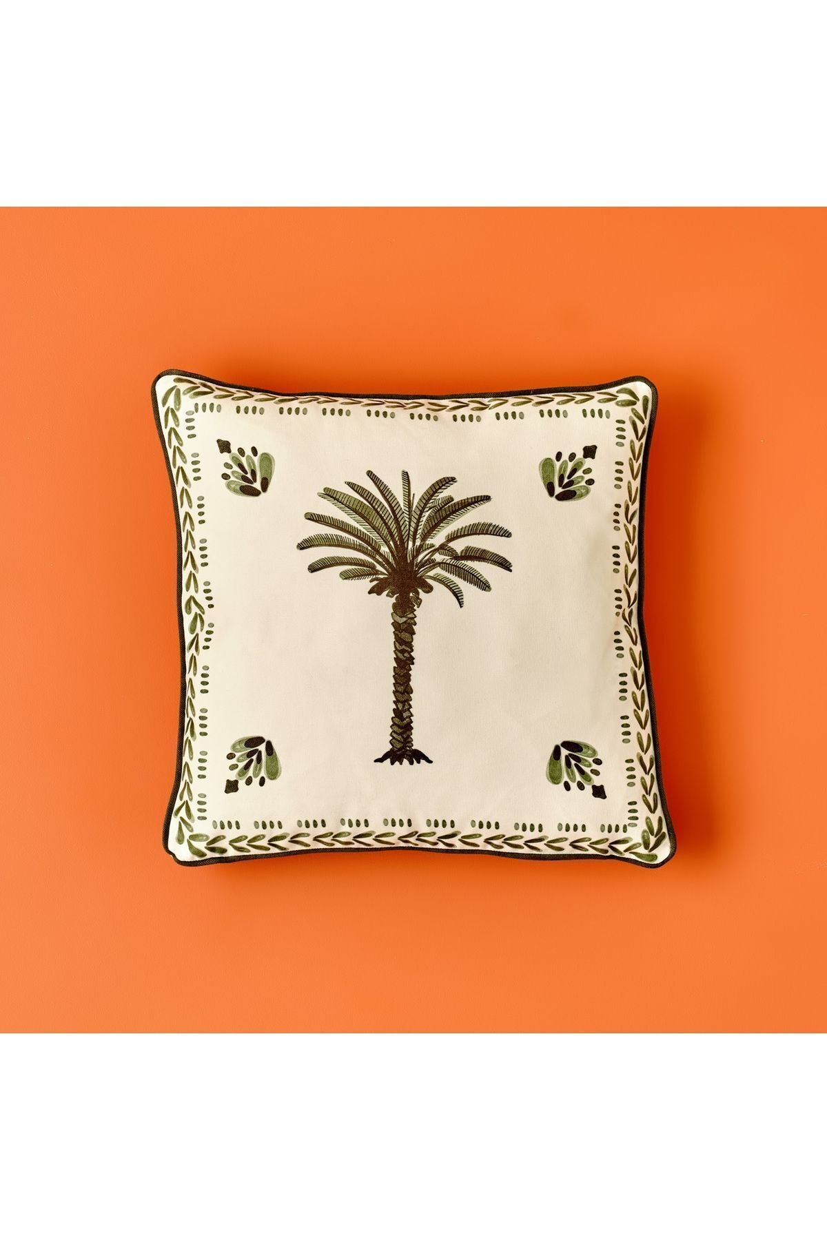 Alice Cushion White-Green (45x45 cm)
