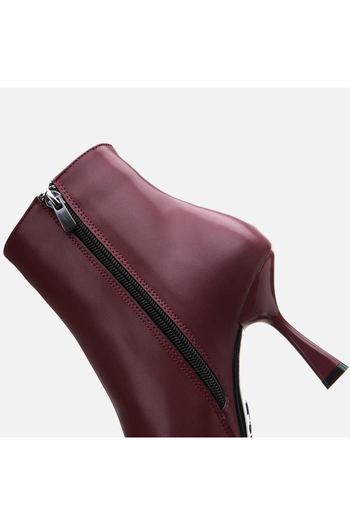 Burgundy Women's Heeled Boots