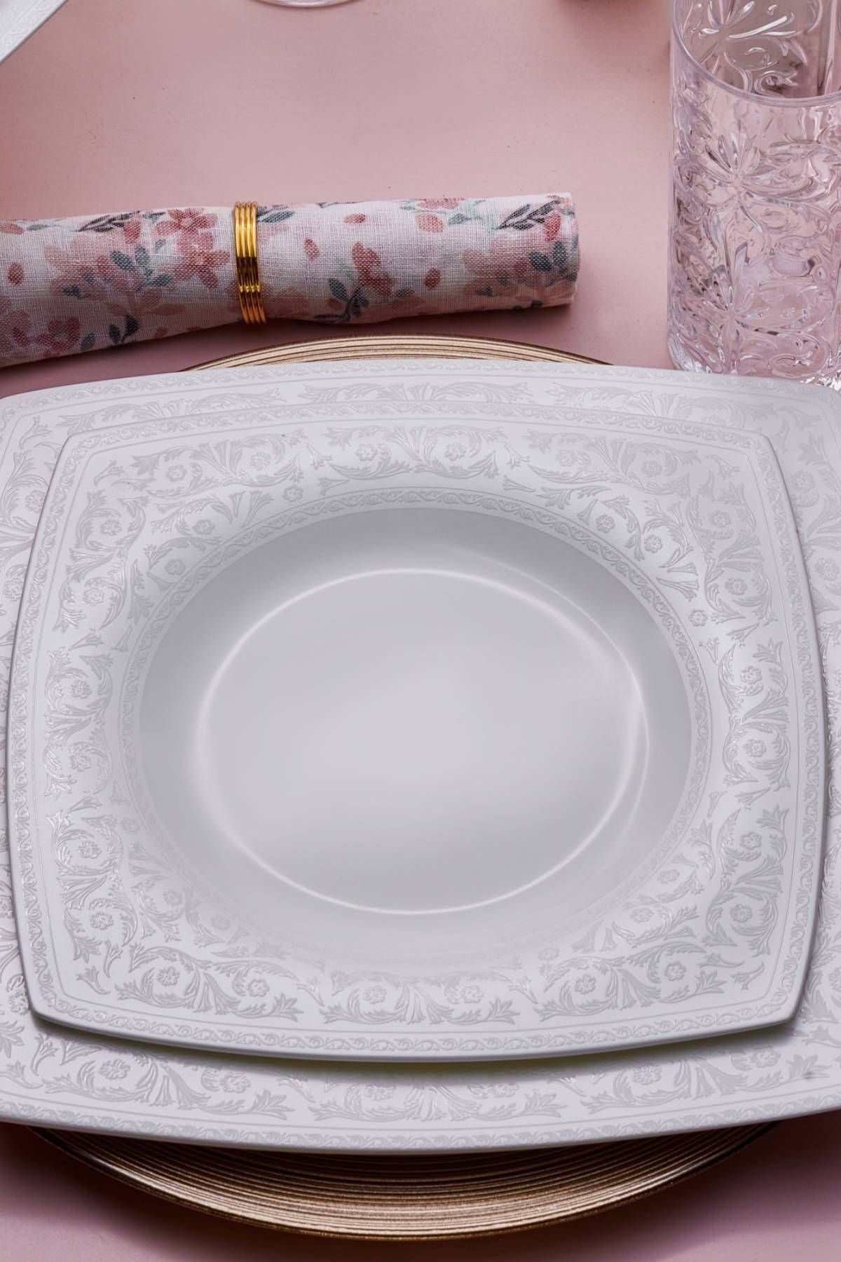 Fine Pearl Roma 58 Pieces 12 Seater Dinner Set