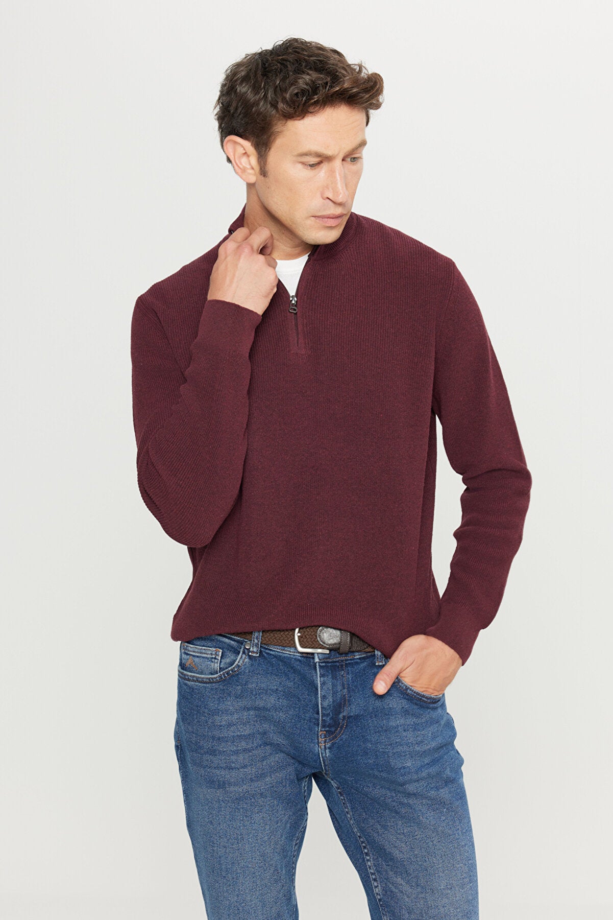 Men's Burgundy Cotton Zipper Bato Collar Jacquard Standard Fit Regular Fit Knitwear Sweater