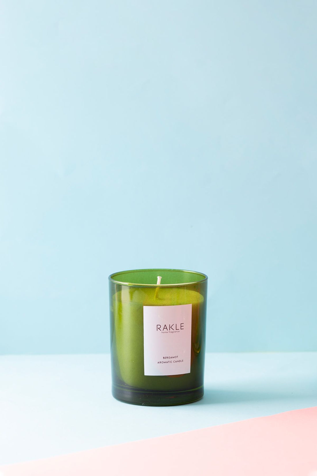 Basic Bergamot Scented Candle Green 170 g