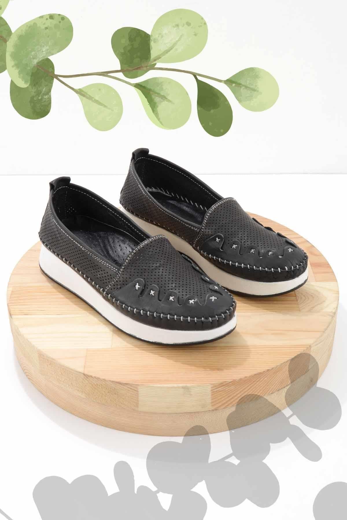 Black Genuine Leather Women Casual Shoes K01908845003