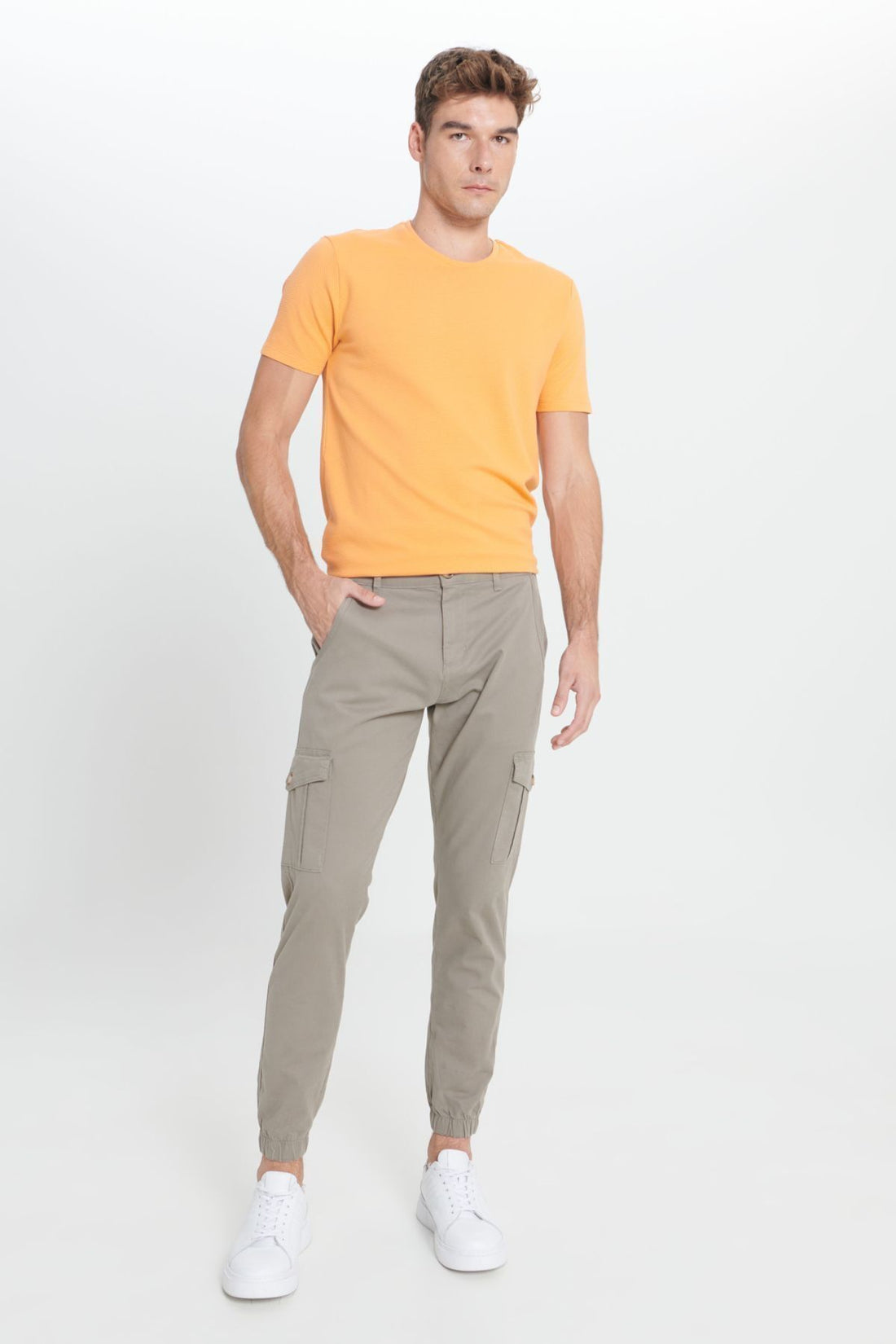 Men's Beige Slim Fit Slim Fit Cotton Stretch Pants With Cargo Pockets