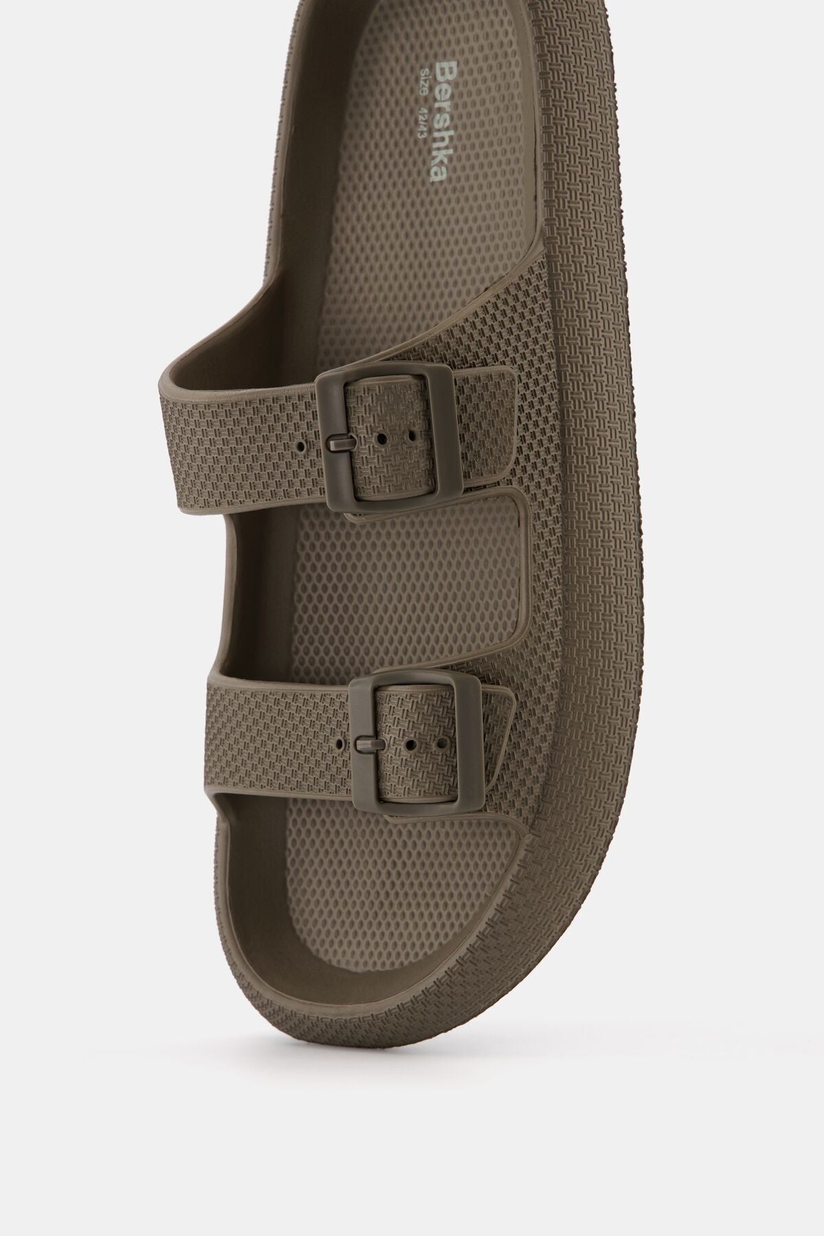 Matte coated slippers with buckle