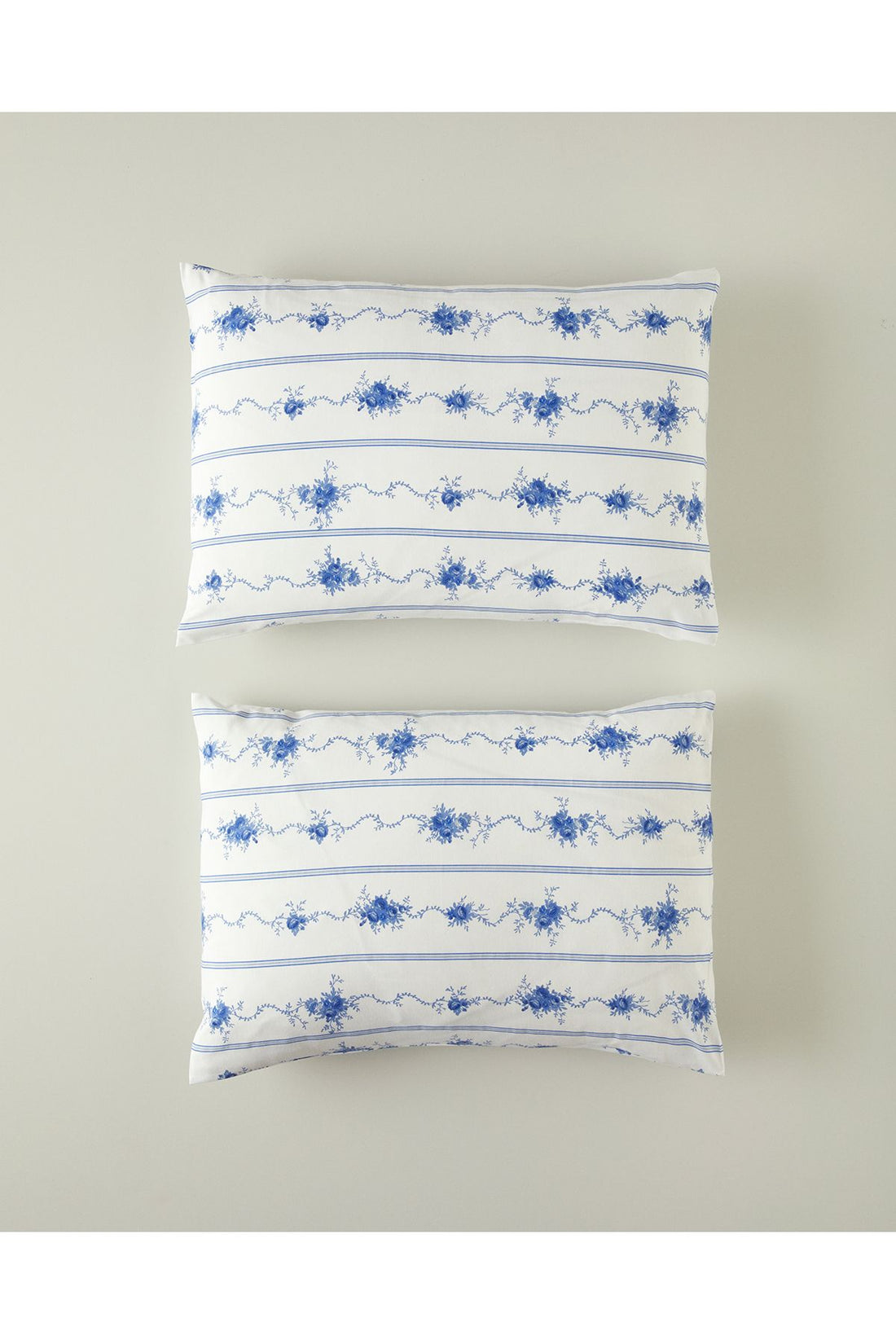 Flower Line 2 Piece Pillowcase Blue