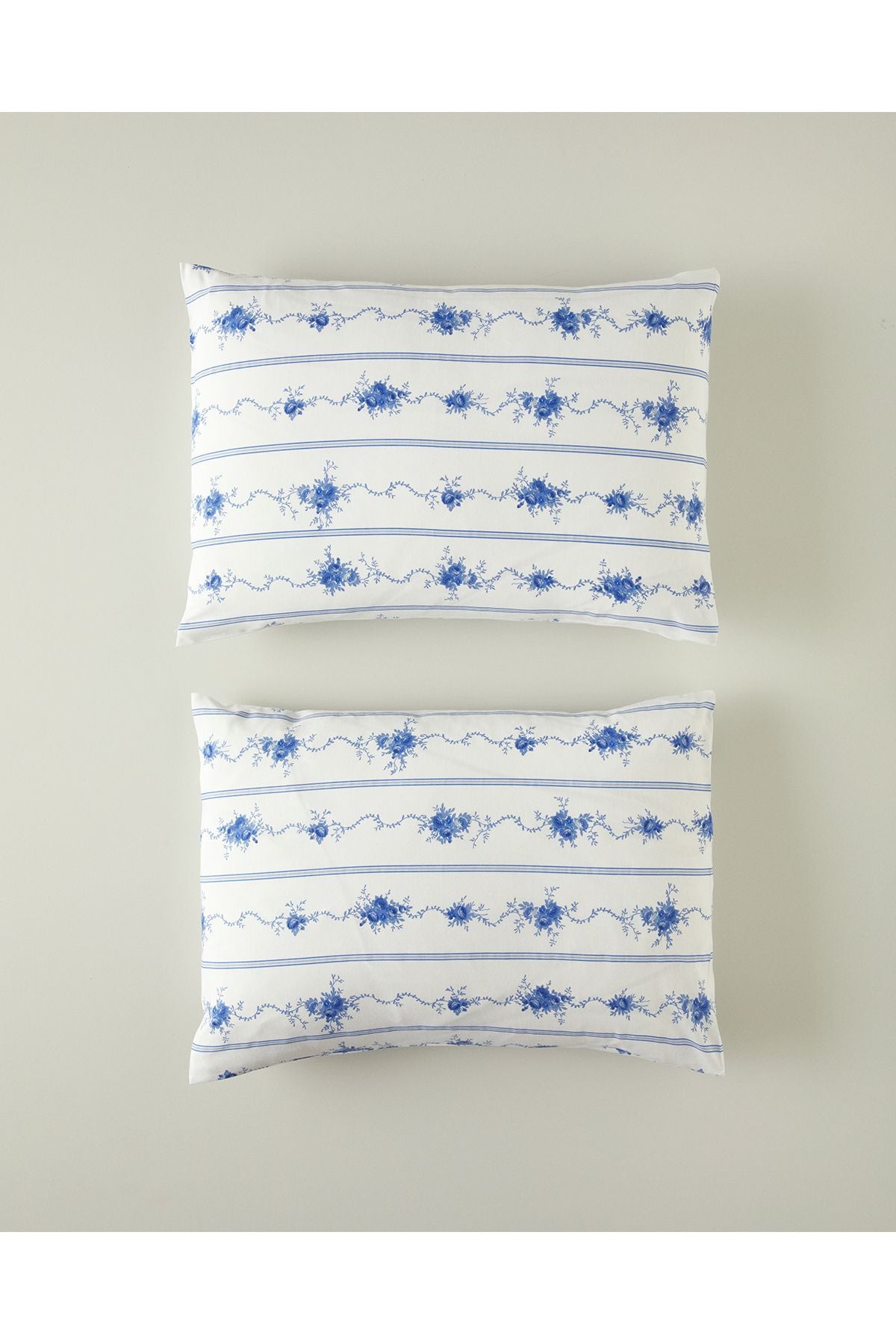 Flower Line 2 Piece Pillowcase Blue