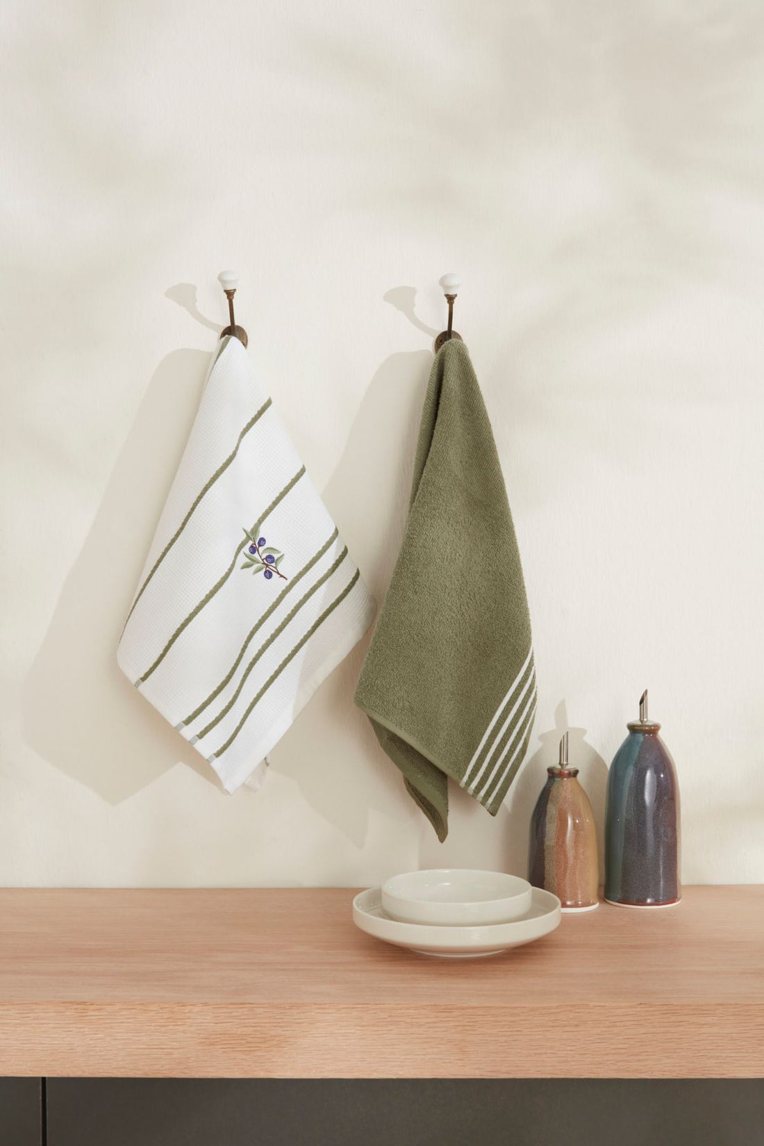 Olive Branch 2-Pack Kitchen Towel