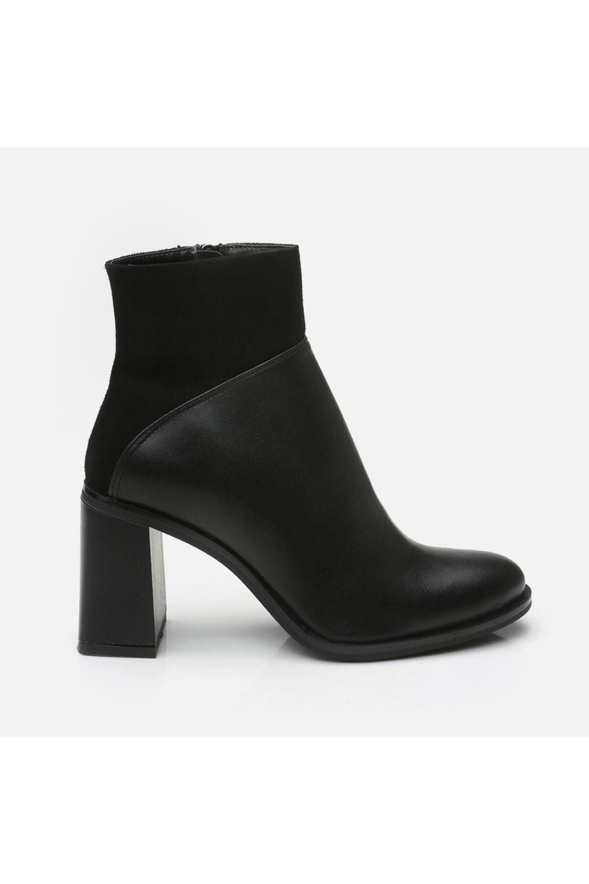 Black Women's Heeled Boots