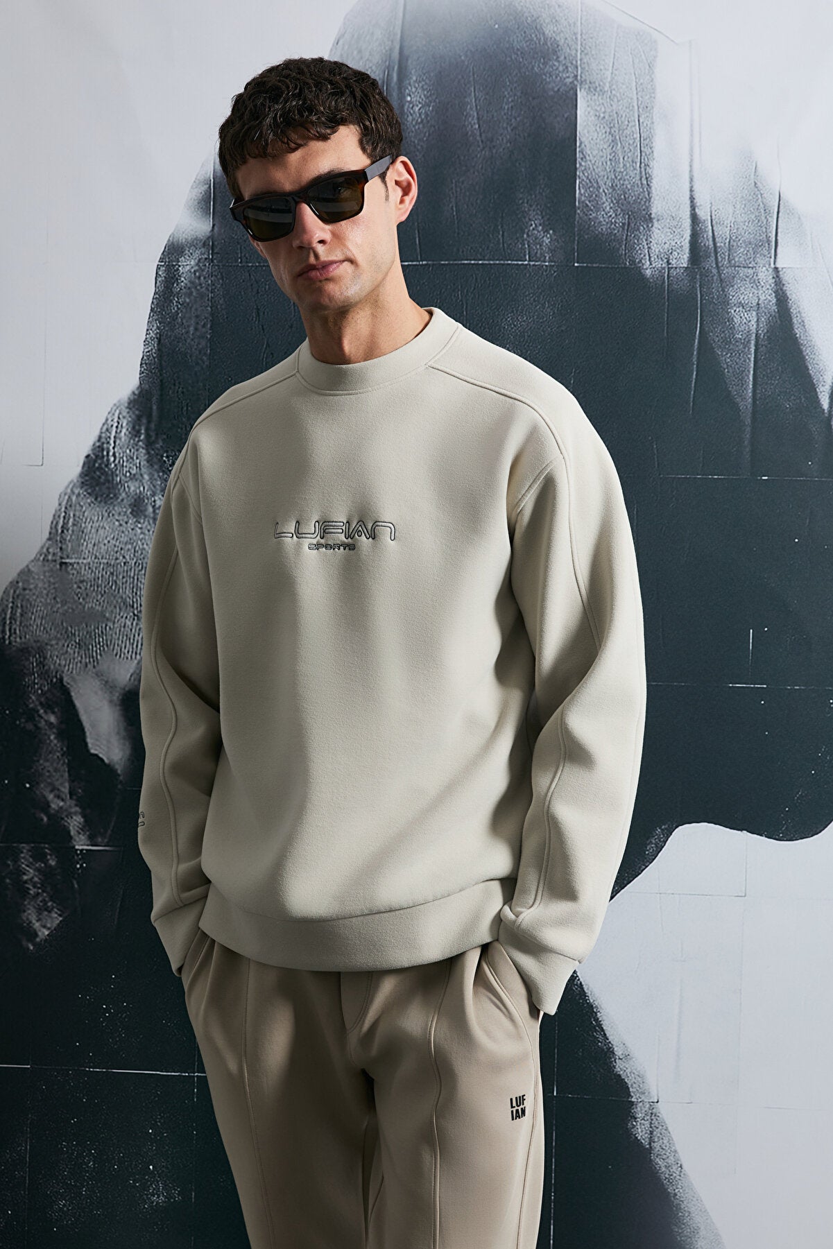 Dark Men's Sweatshirt Ecru