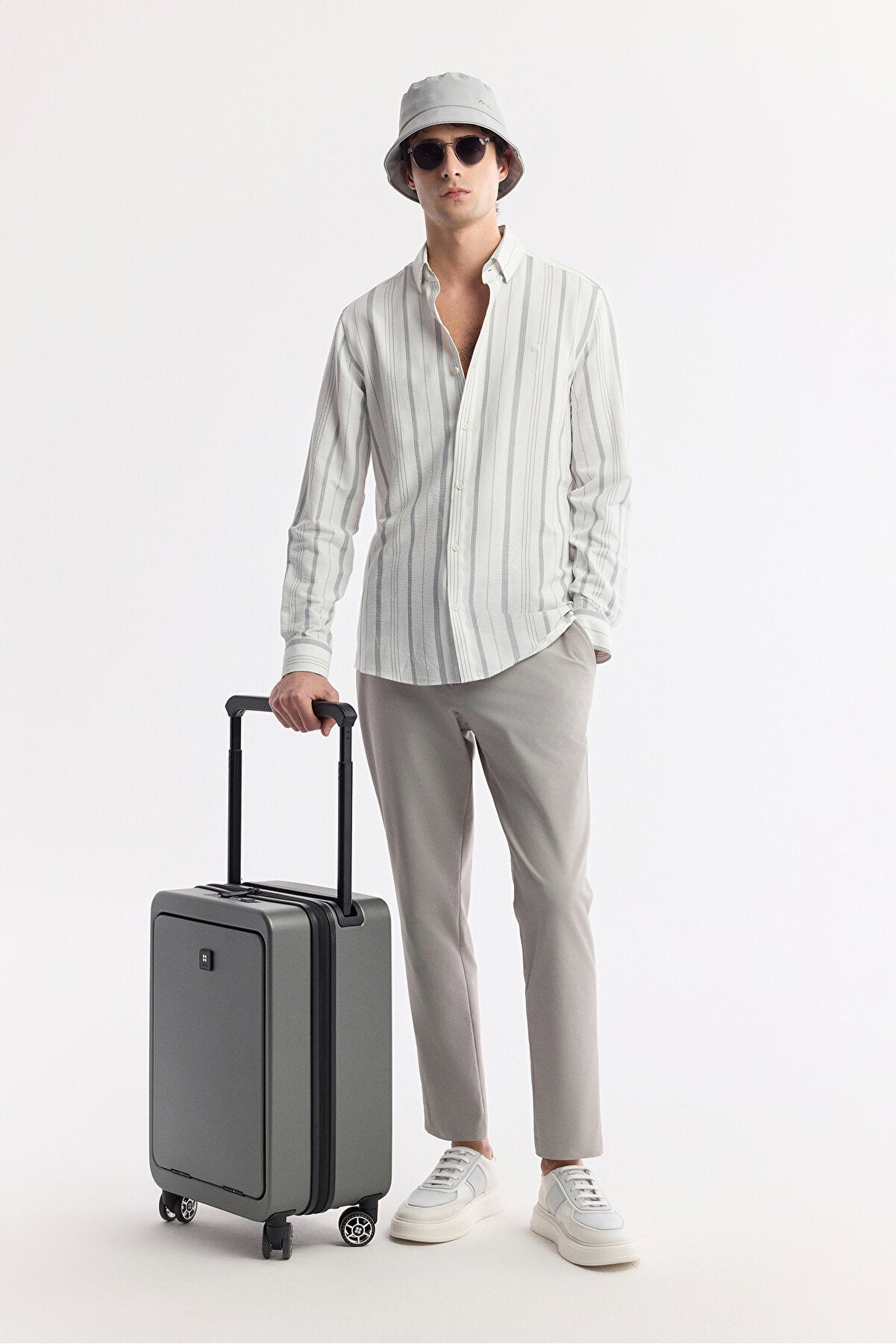 Erkek Gri Alttan Britli Yaka Gofreli Çizgili Regular Fit Gömlek A51Y2094