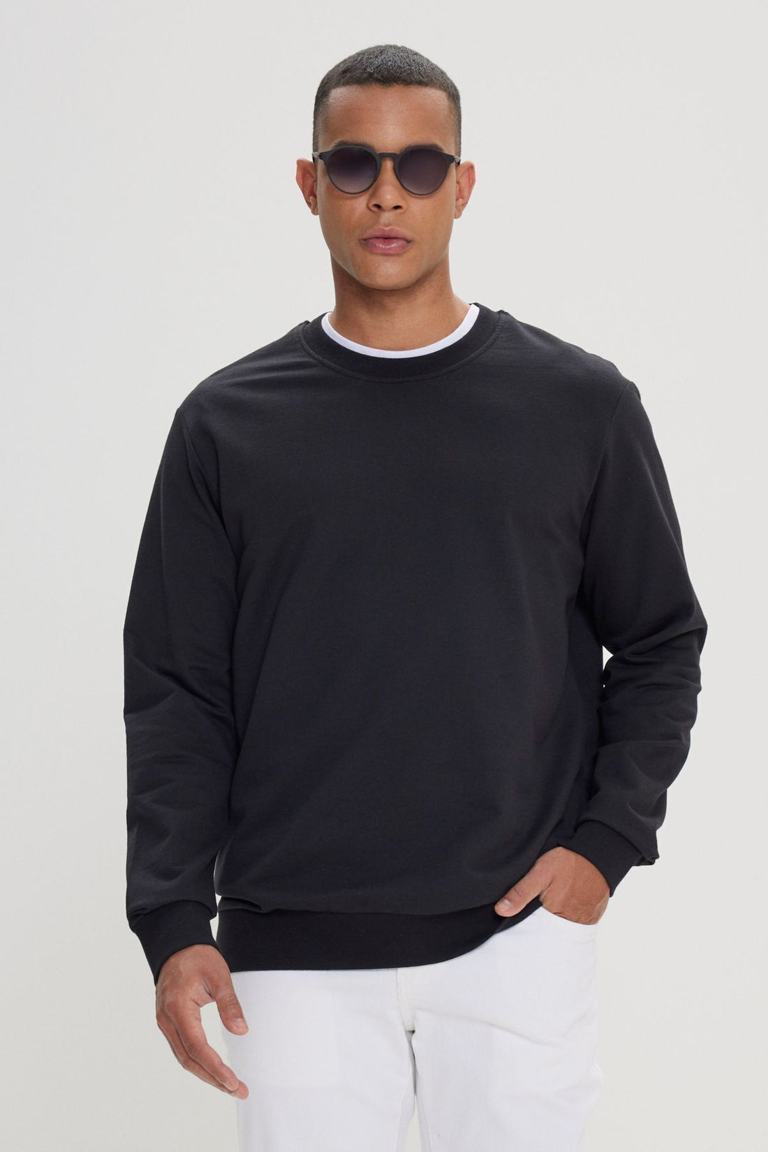 Men's Black Standard Fit Regular Fit 2 Thread Recycle Cotton Crew Neck Sweatshirt